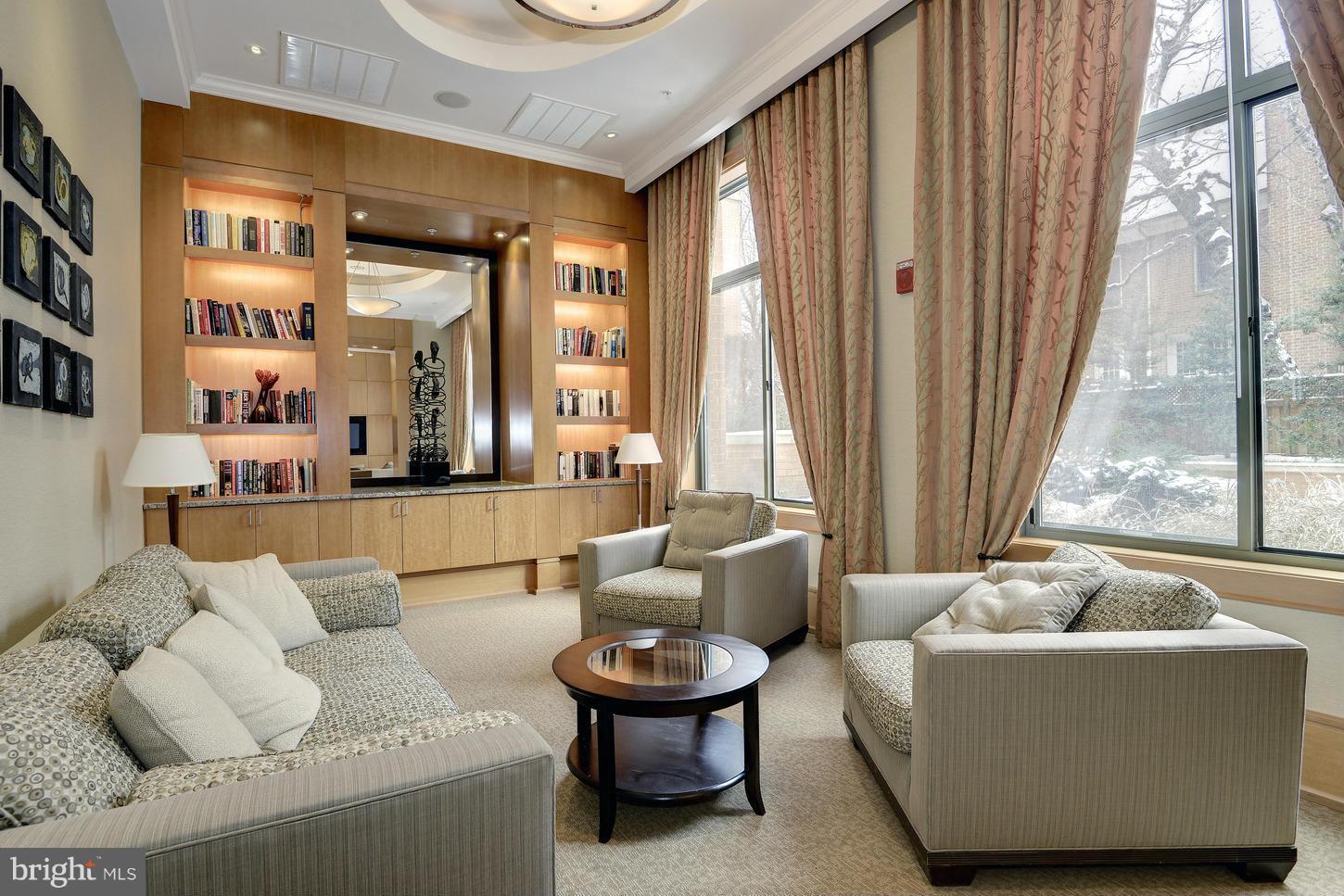 MONROE - Residential