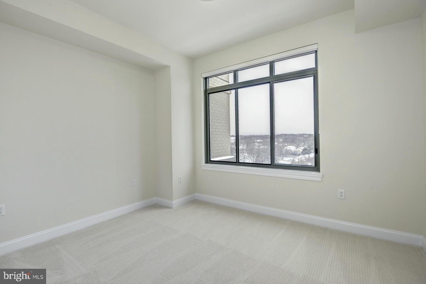 MONROE - Residential