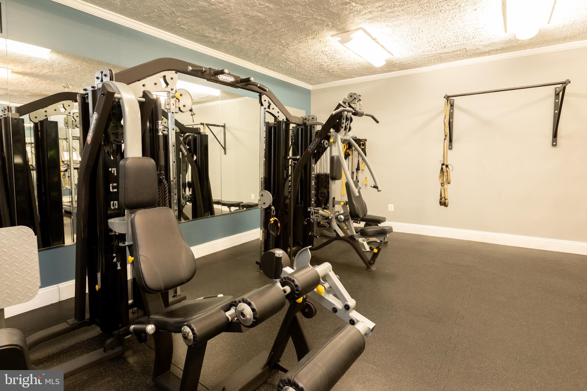 KENWOOD PLACE - Residential