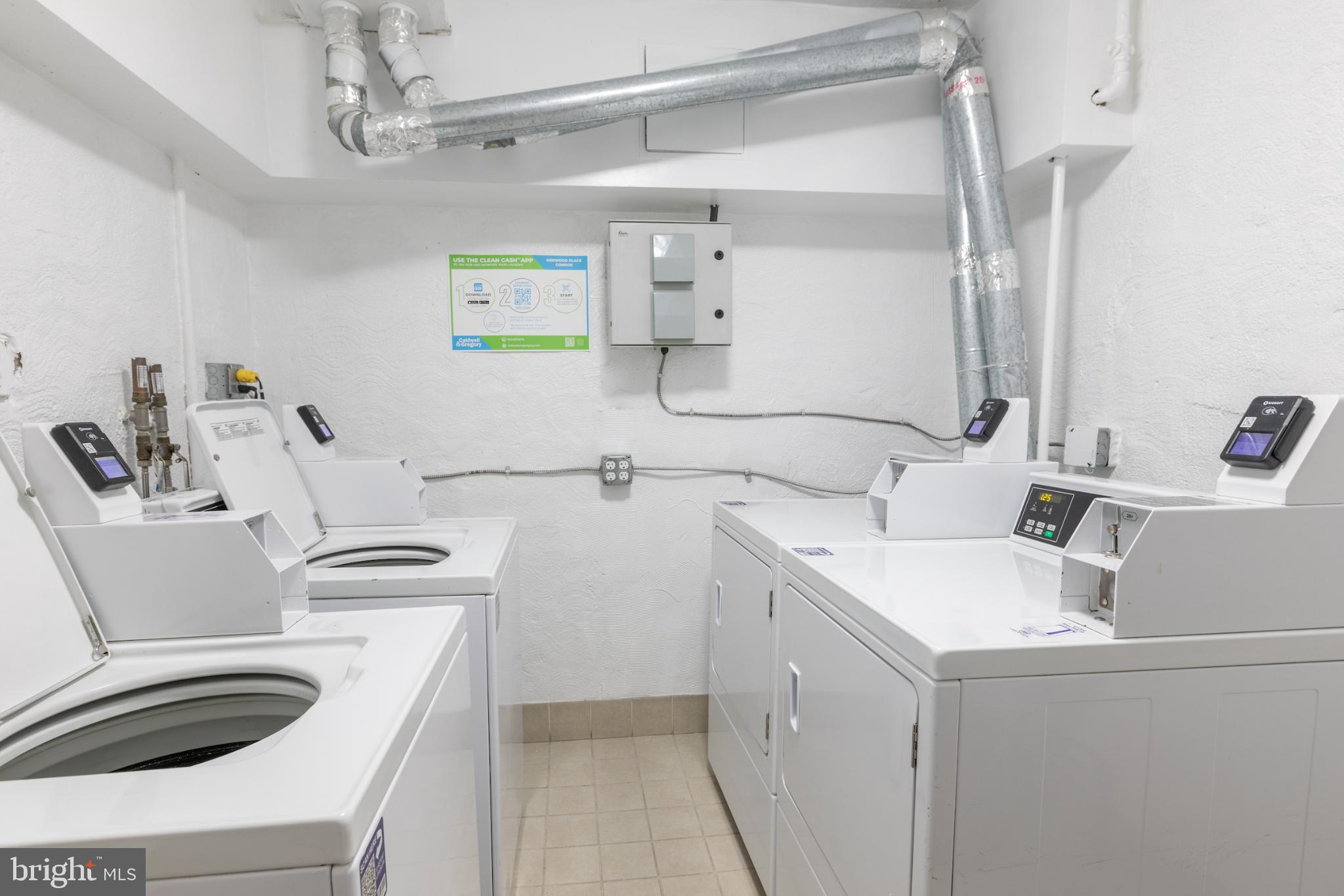 KENWOOD PLACE - Residential