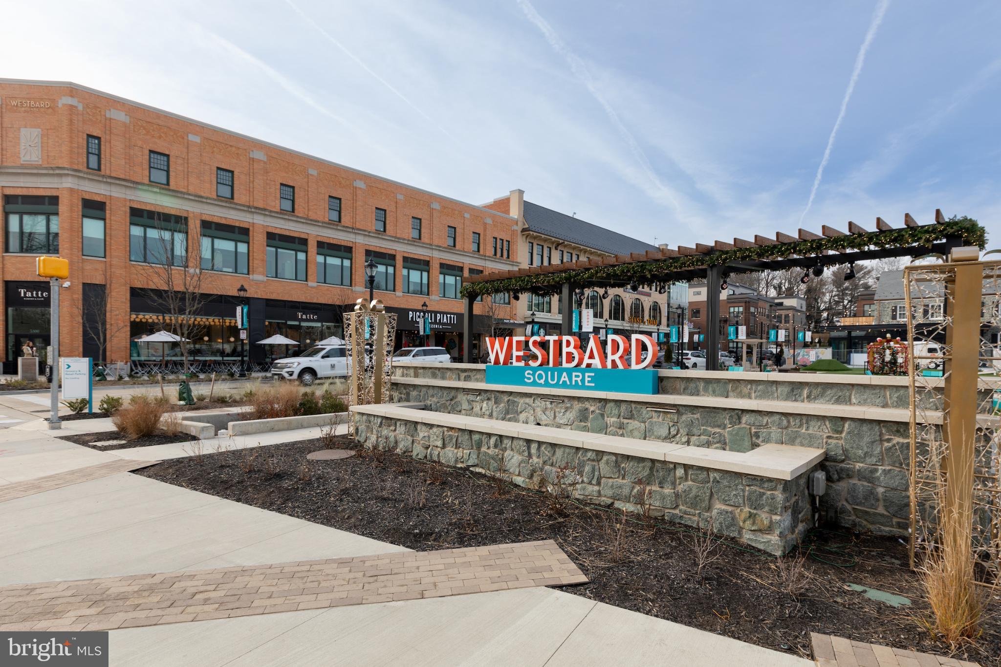 KENWOOD PLACE - Residential