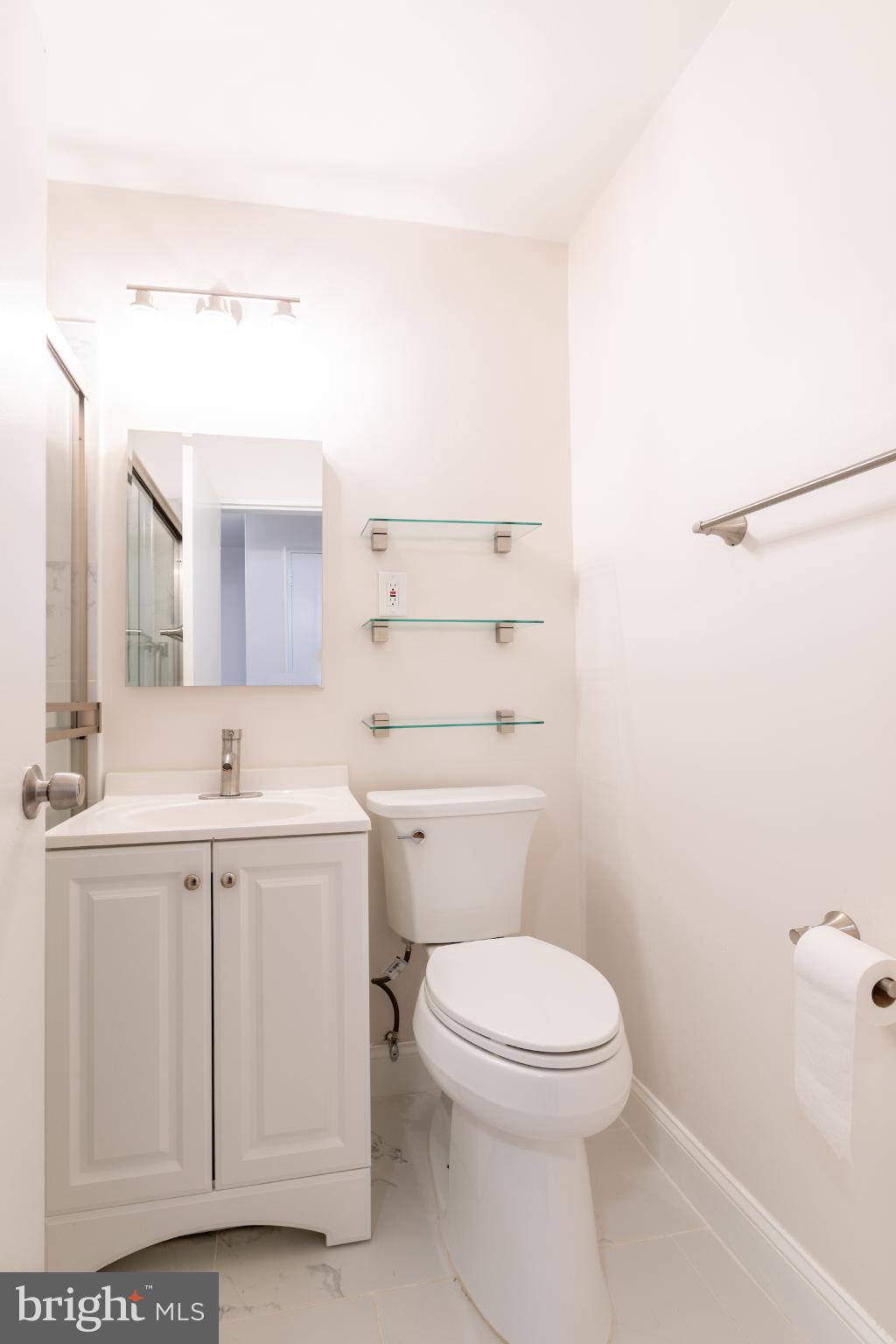 KENWOOD PLACE - Residential