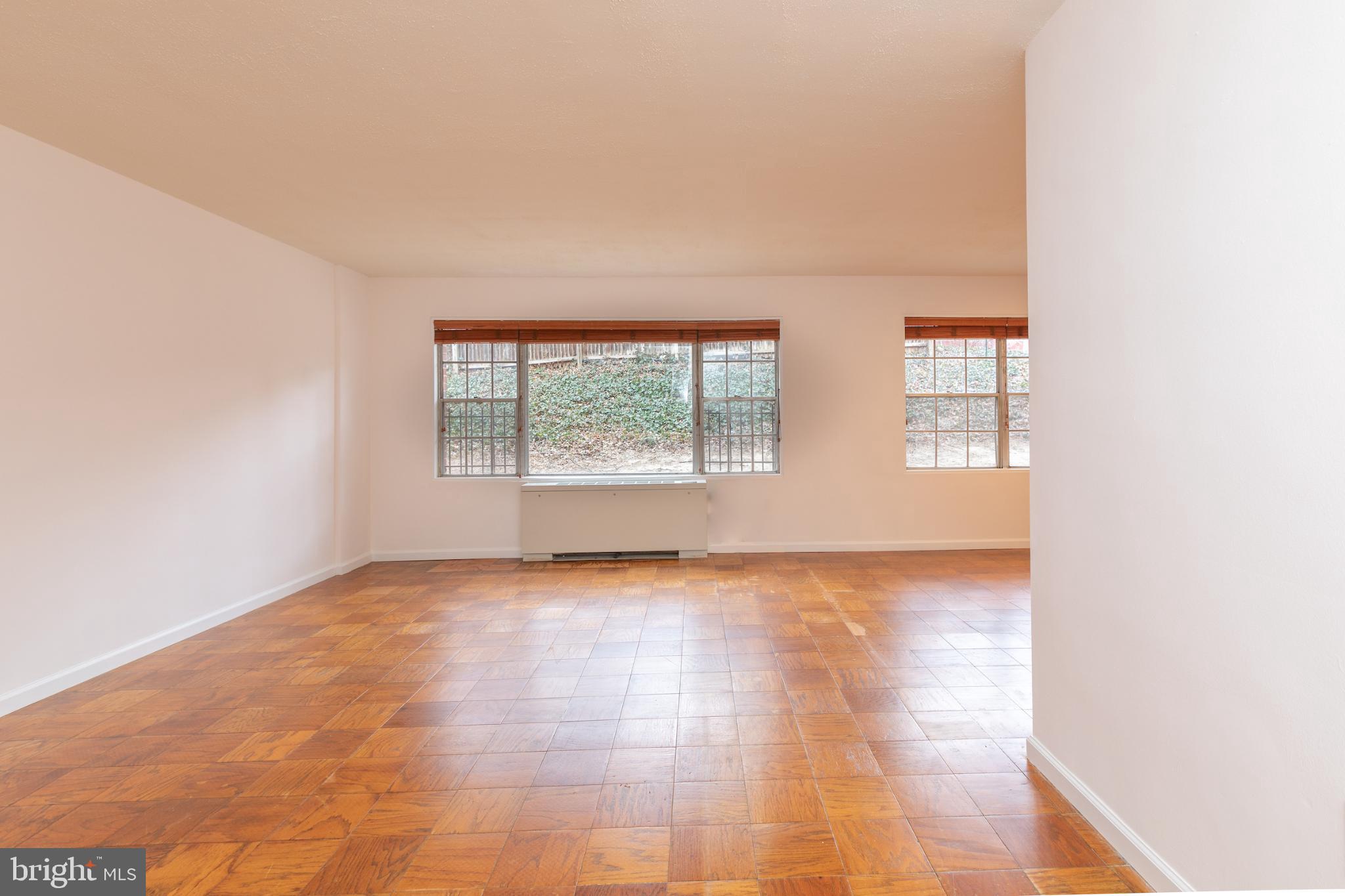 KENWOOD PLACE - Residential