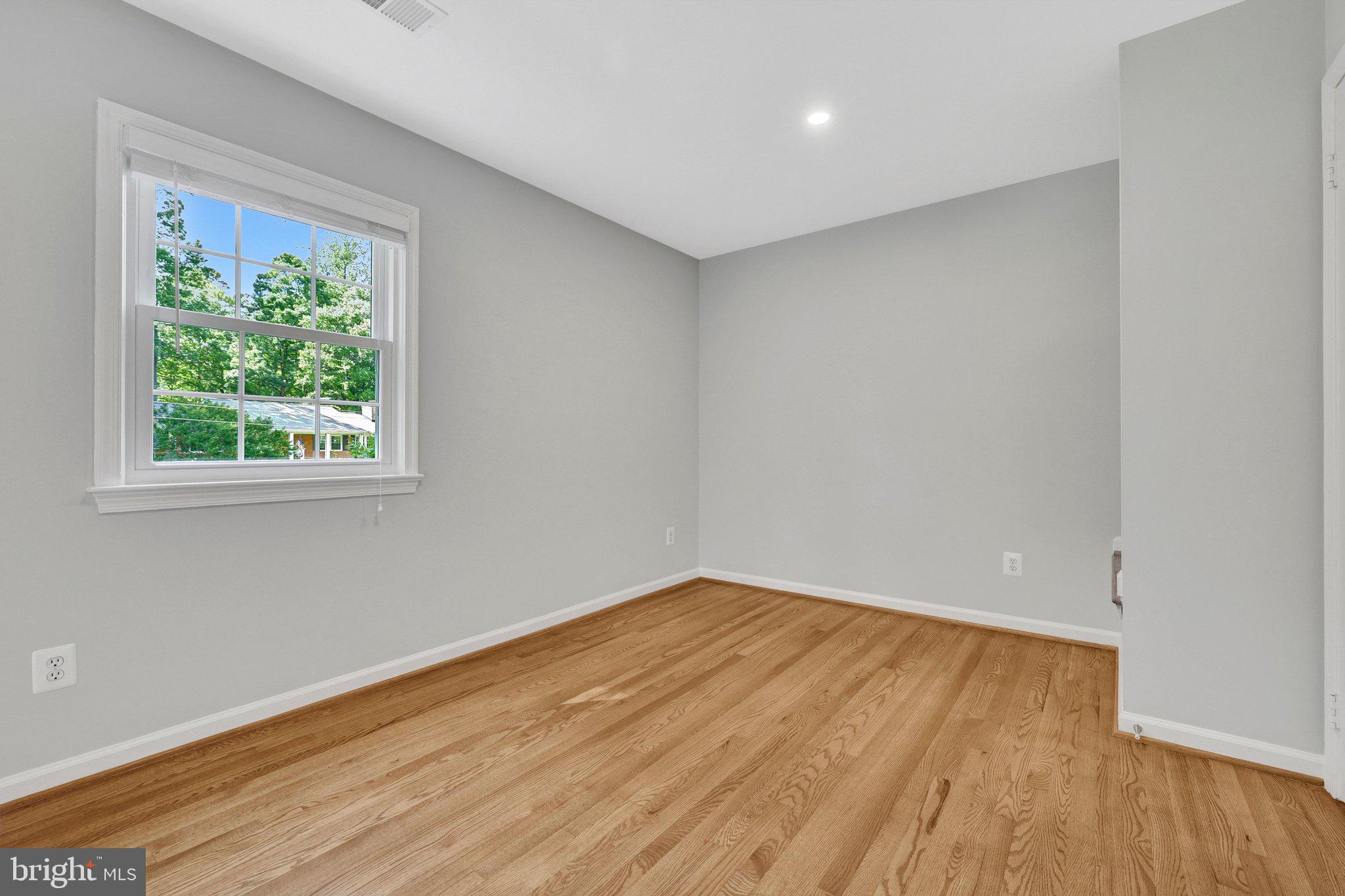 MANTUA - Residential
