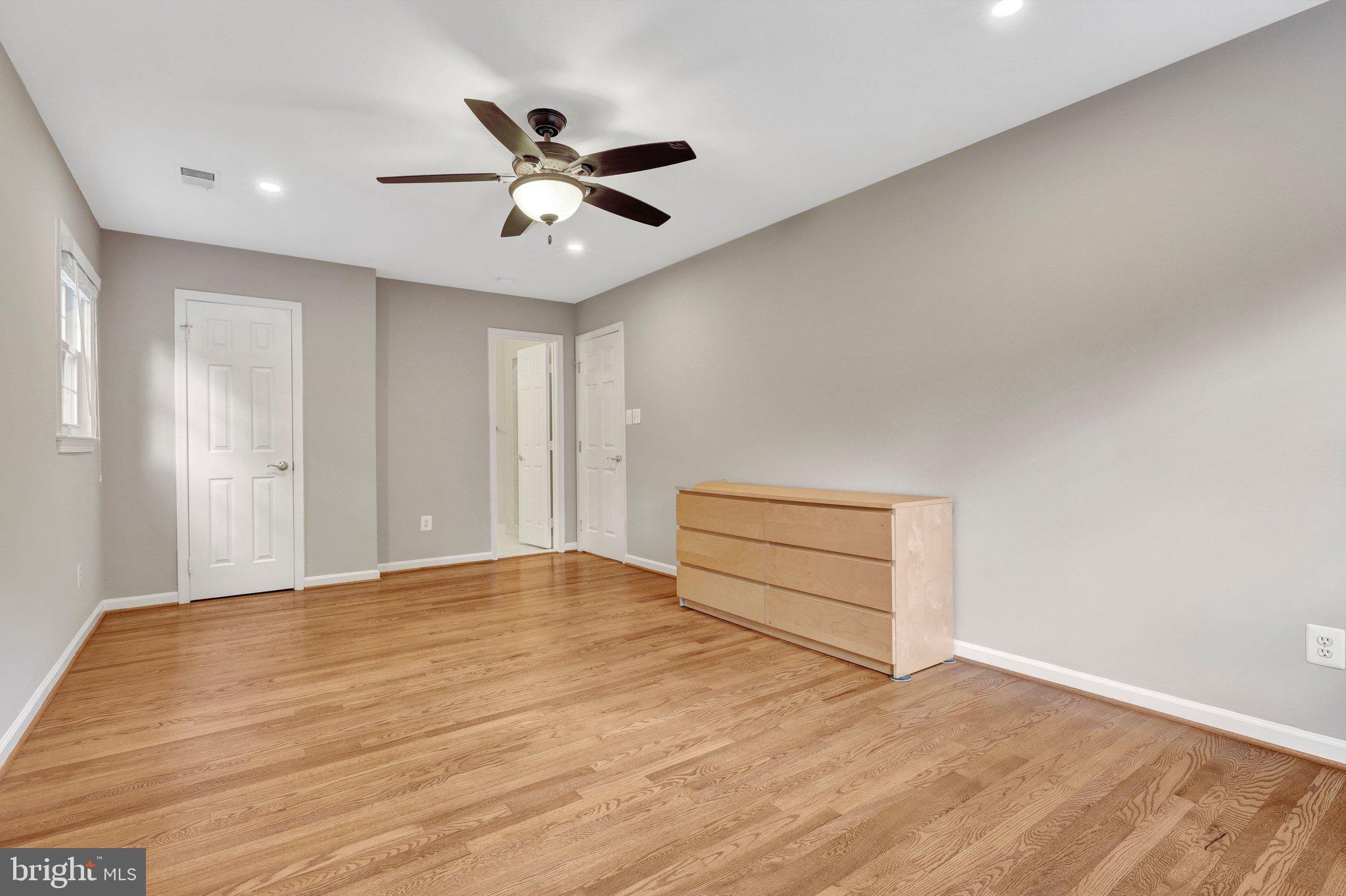 MANTUA - Residential