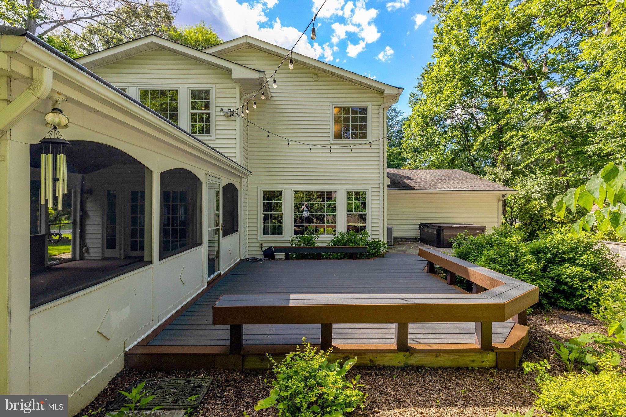 MANTUA - Residential
