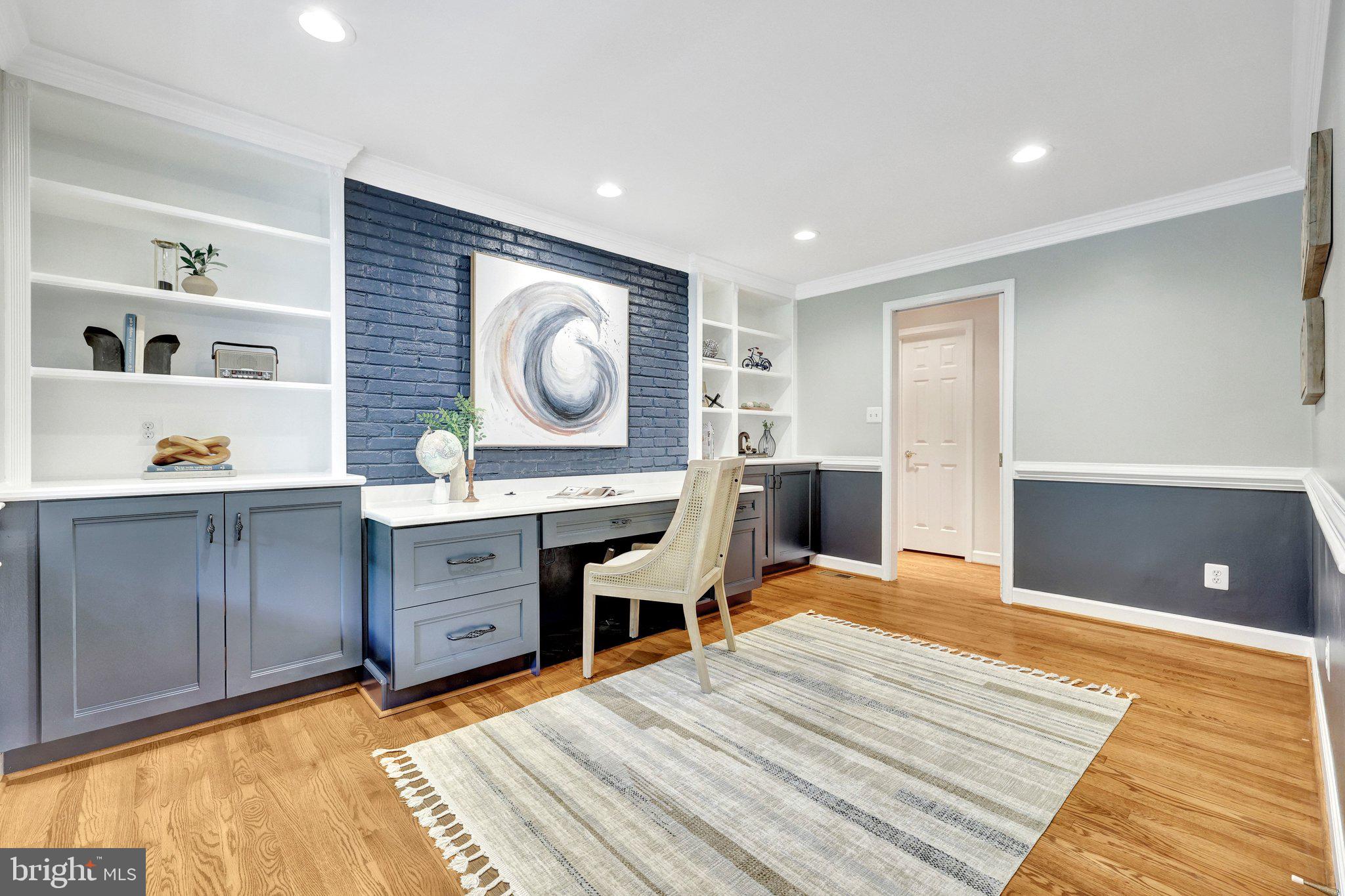 MANTUA - Residential