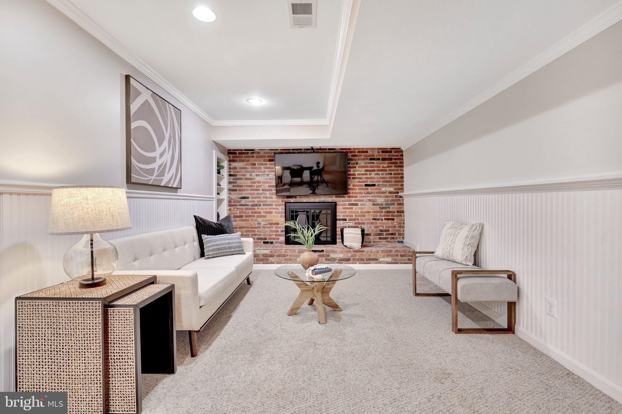 MANTUA - Residential
