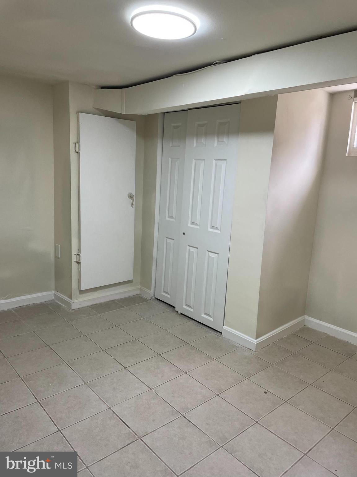 UNIVERSITY GARDENS - Residential