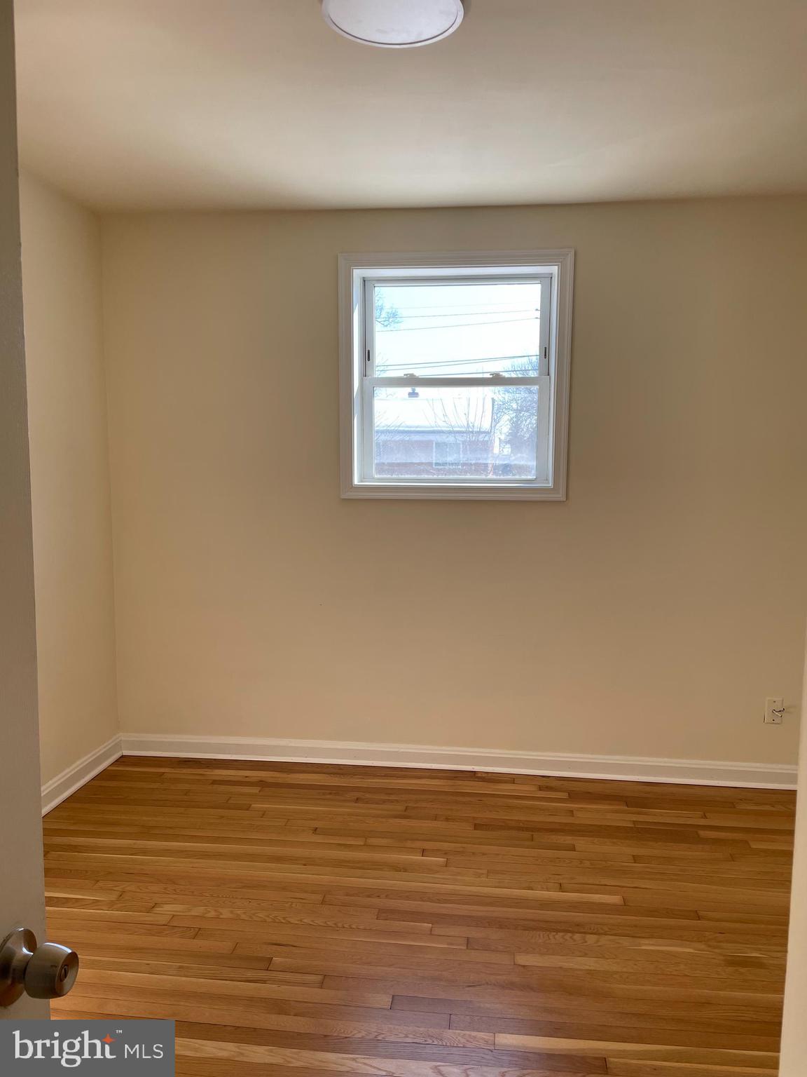 UNIVERSITY GARDENS - Residential