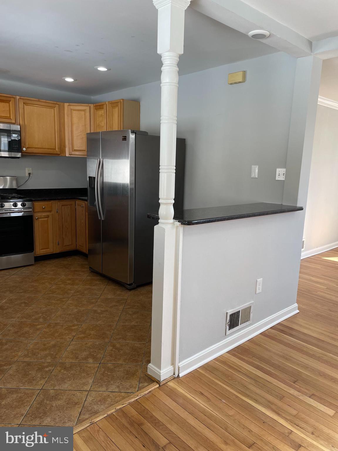 UNIVERSITY GARDENS - Residential