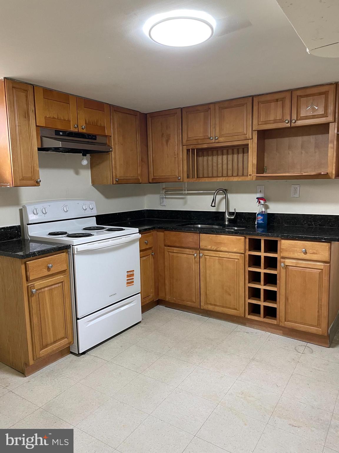 UNIVERSITY GARDENS - Residential