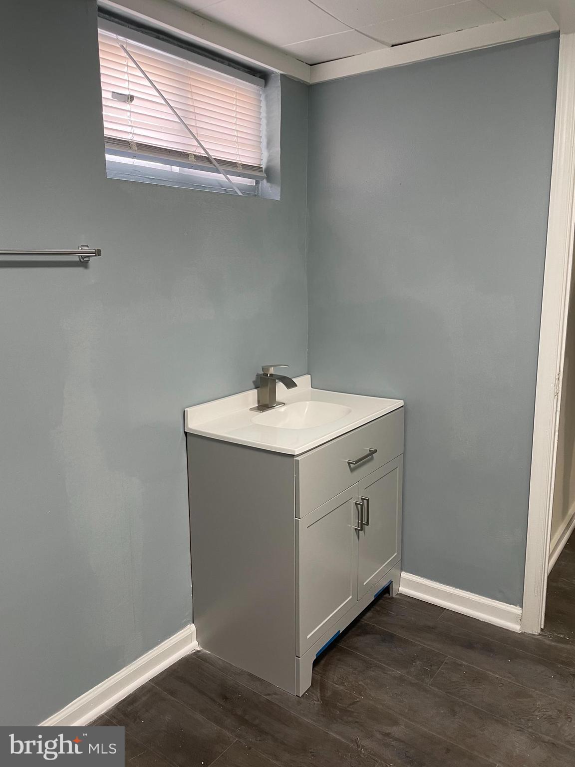 UNIVERSITY GARDENS - Residential