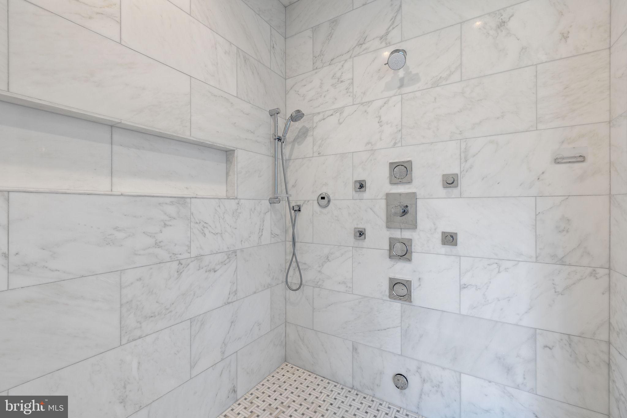 MARLBORO ESTATES - Residential