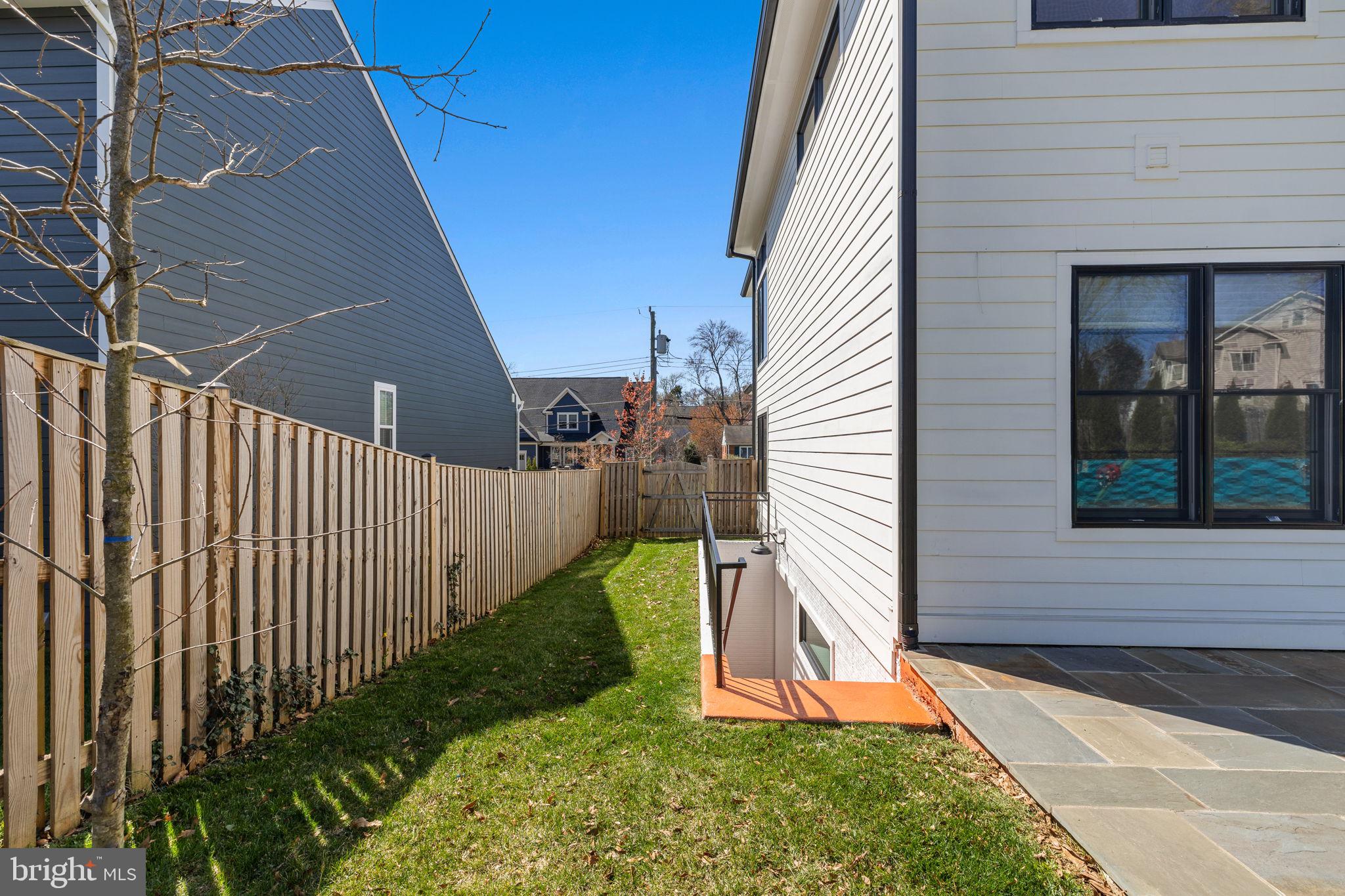 MARLBORO ESTATES - Residential