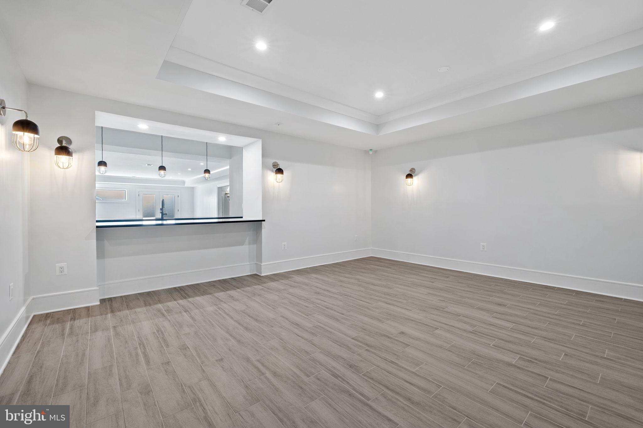 MARLBORO ESTATES - Residential