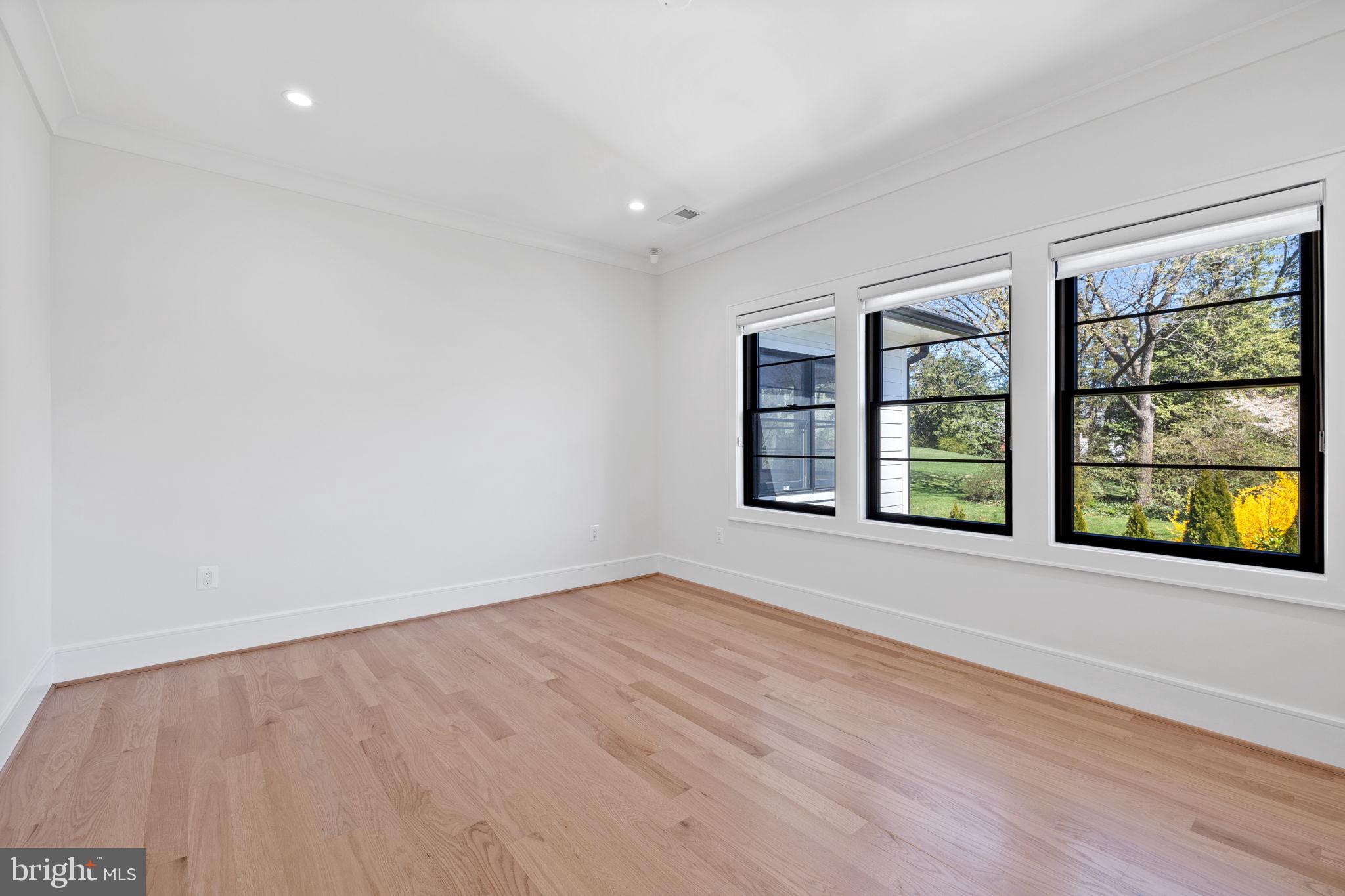 MARLBORO ESTATES - Residential