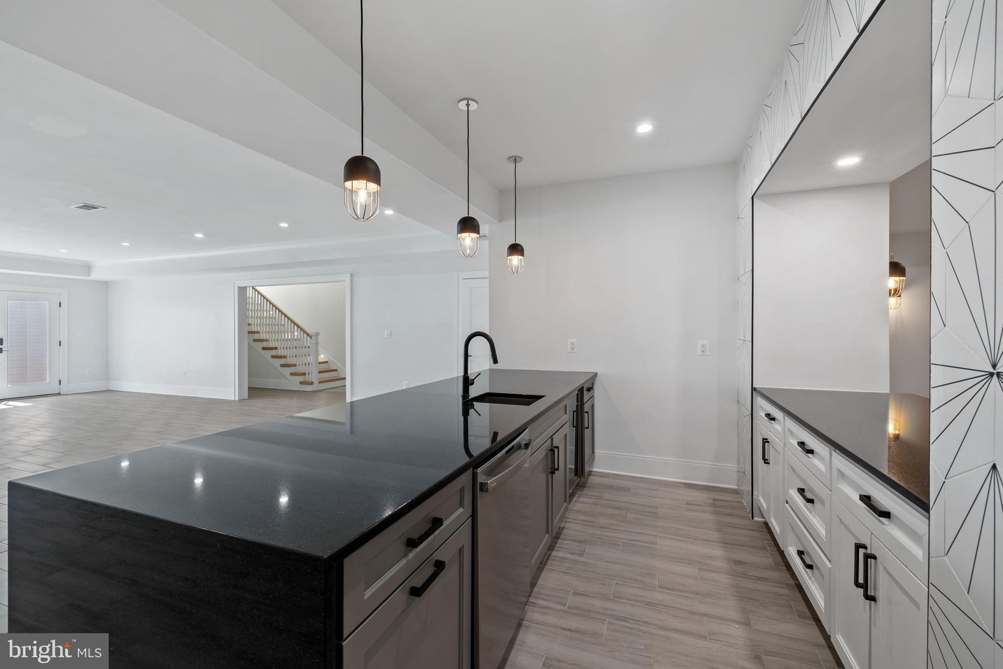 MARLBORO ESTATES - Residential