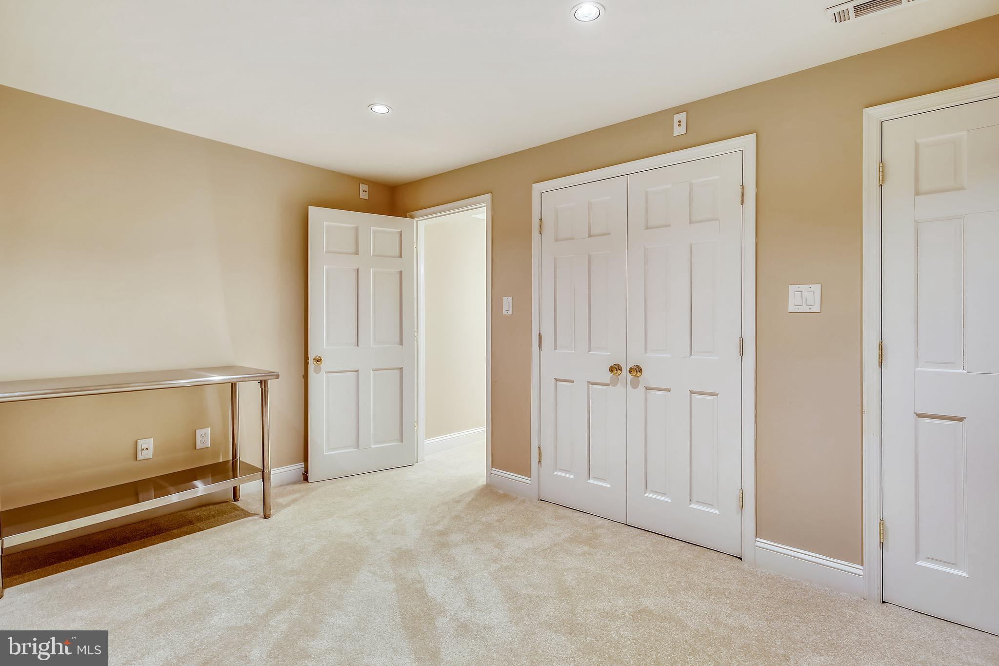 HYBLA VALLEY FARMS - Residential