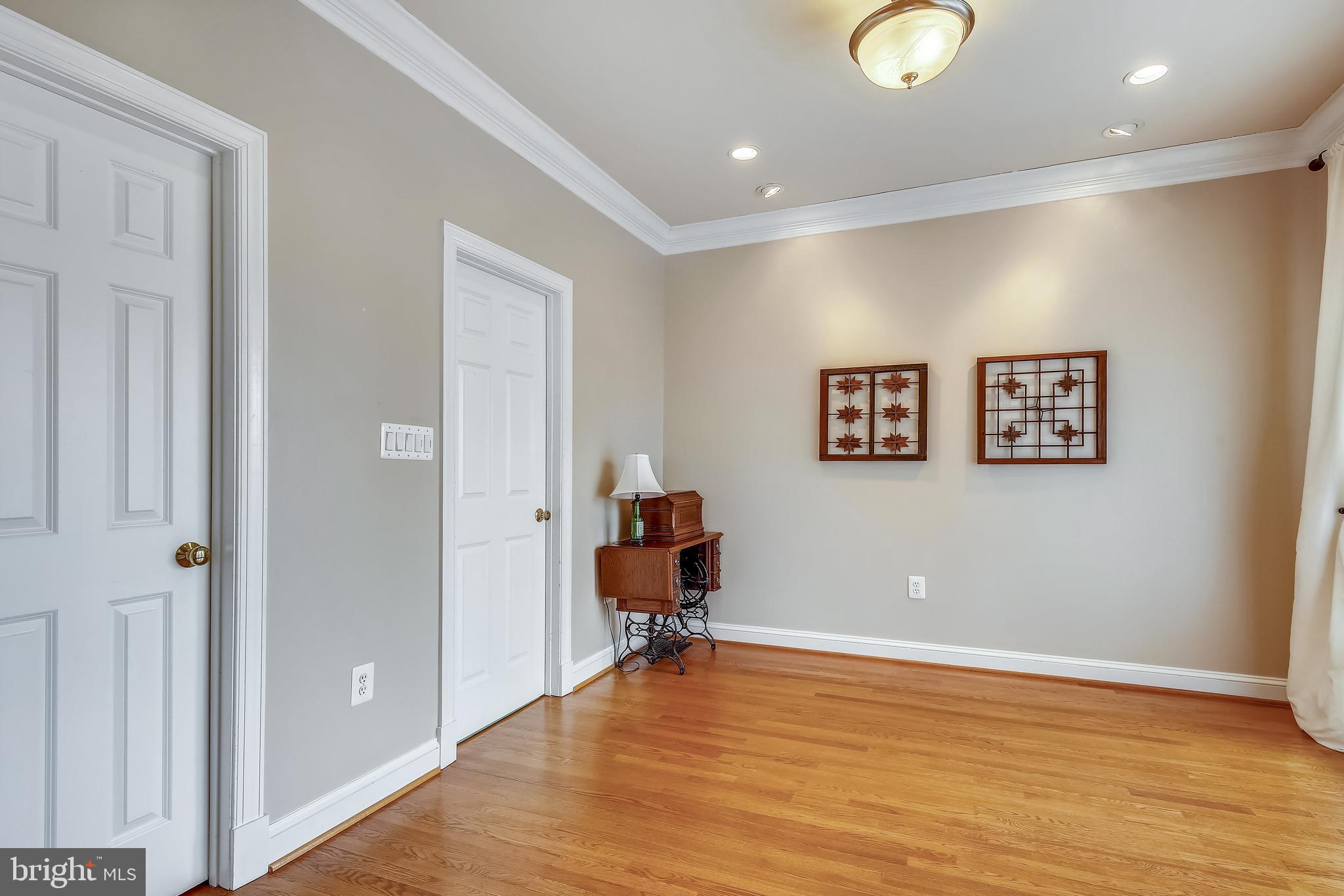 HYBLA VALLEY FARMS - Residential