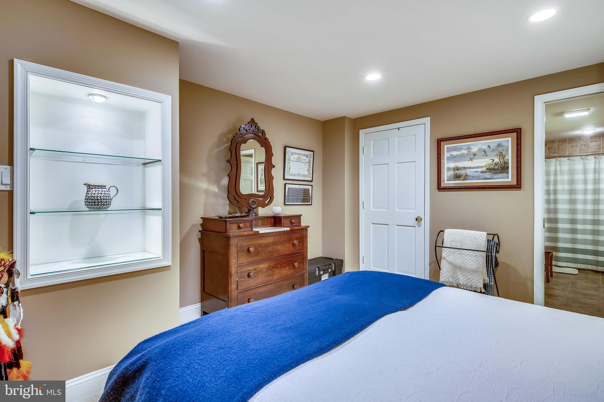 HYBLA VALLEY FARMS - Residential