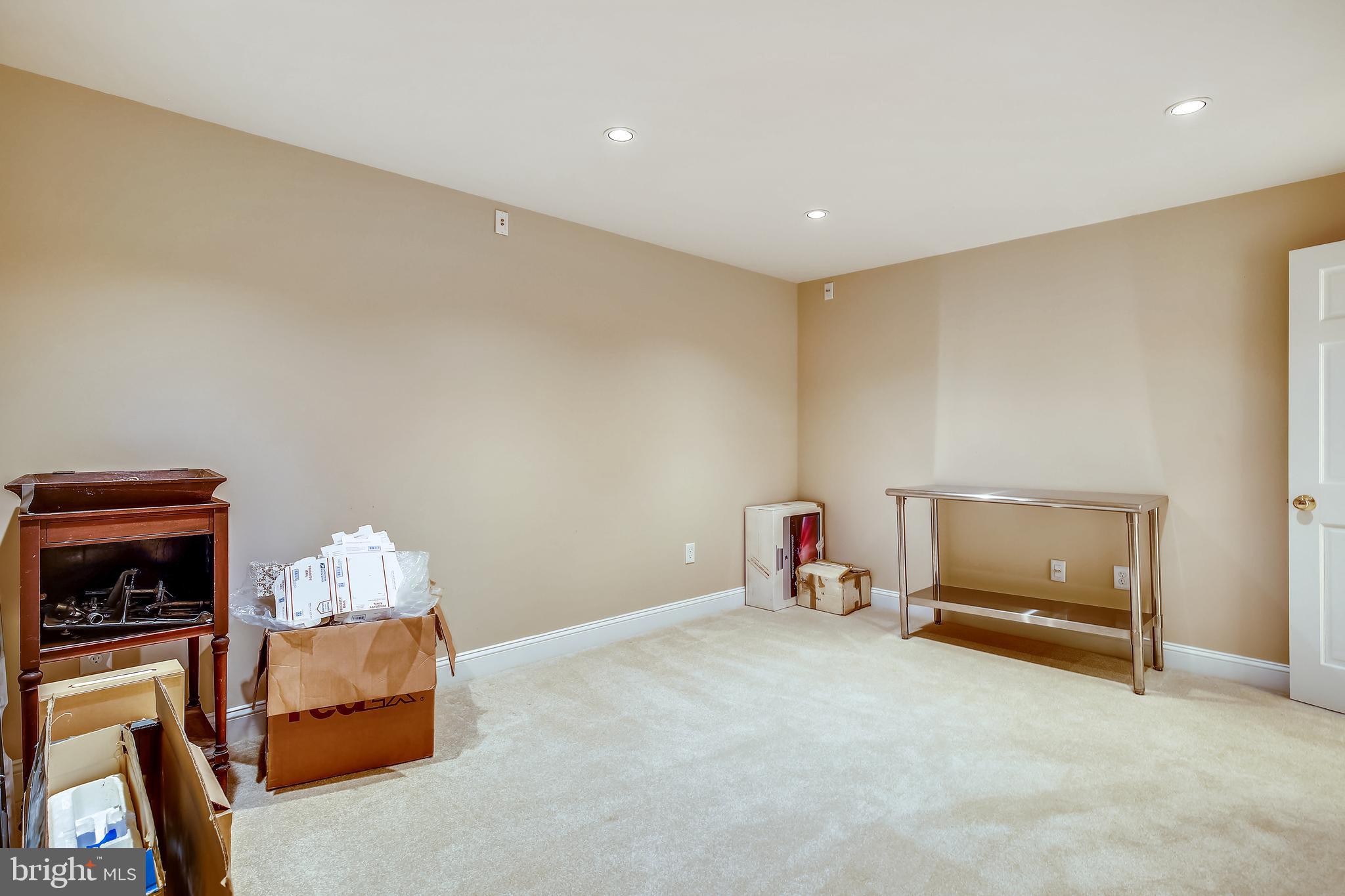 HYBLA VALLEY FARMS - Residential