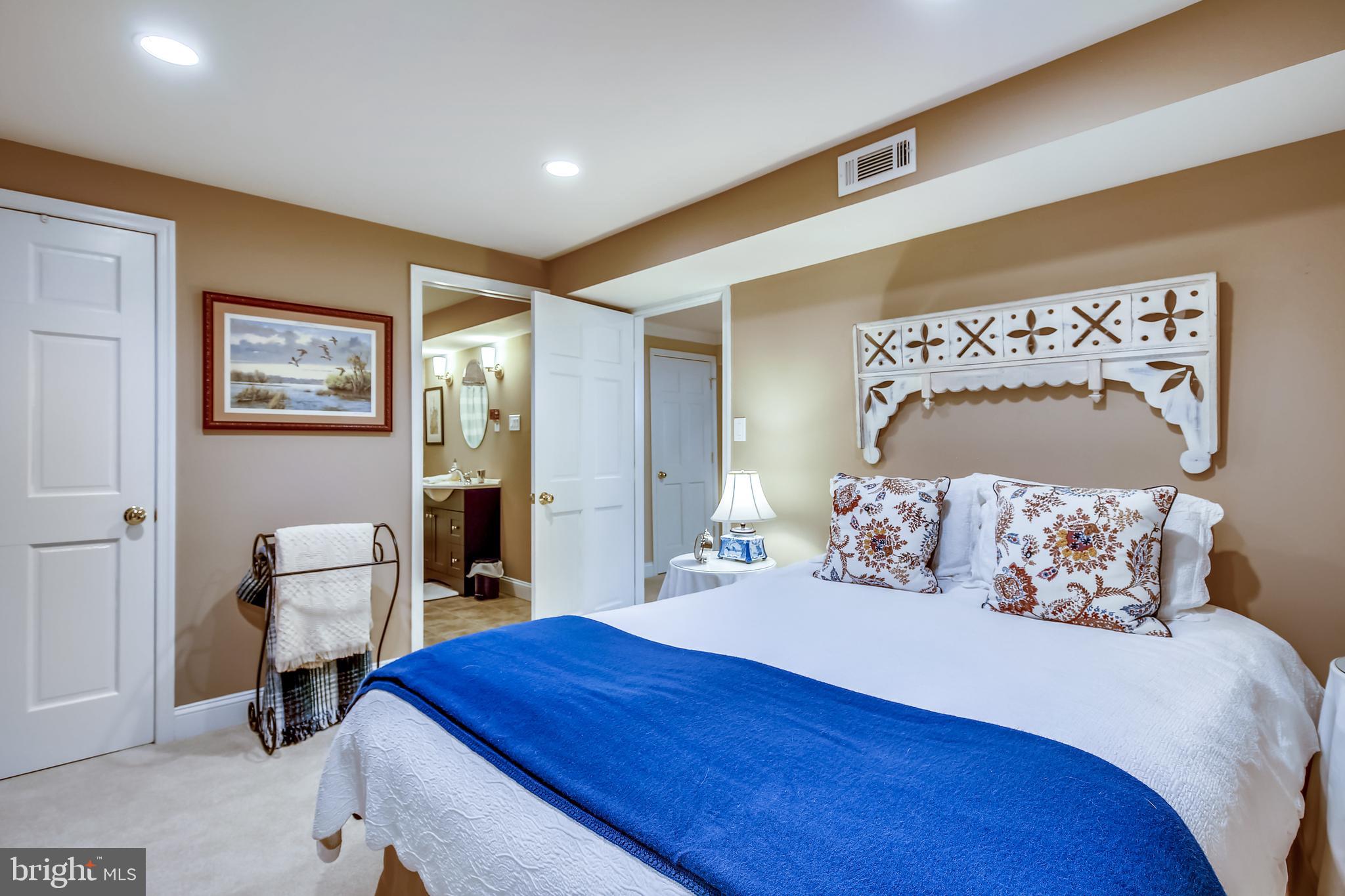 HYBLA VALLEY FARMS - Residential