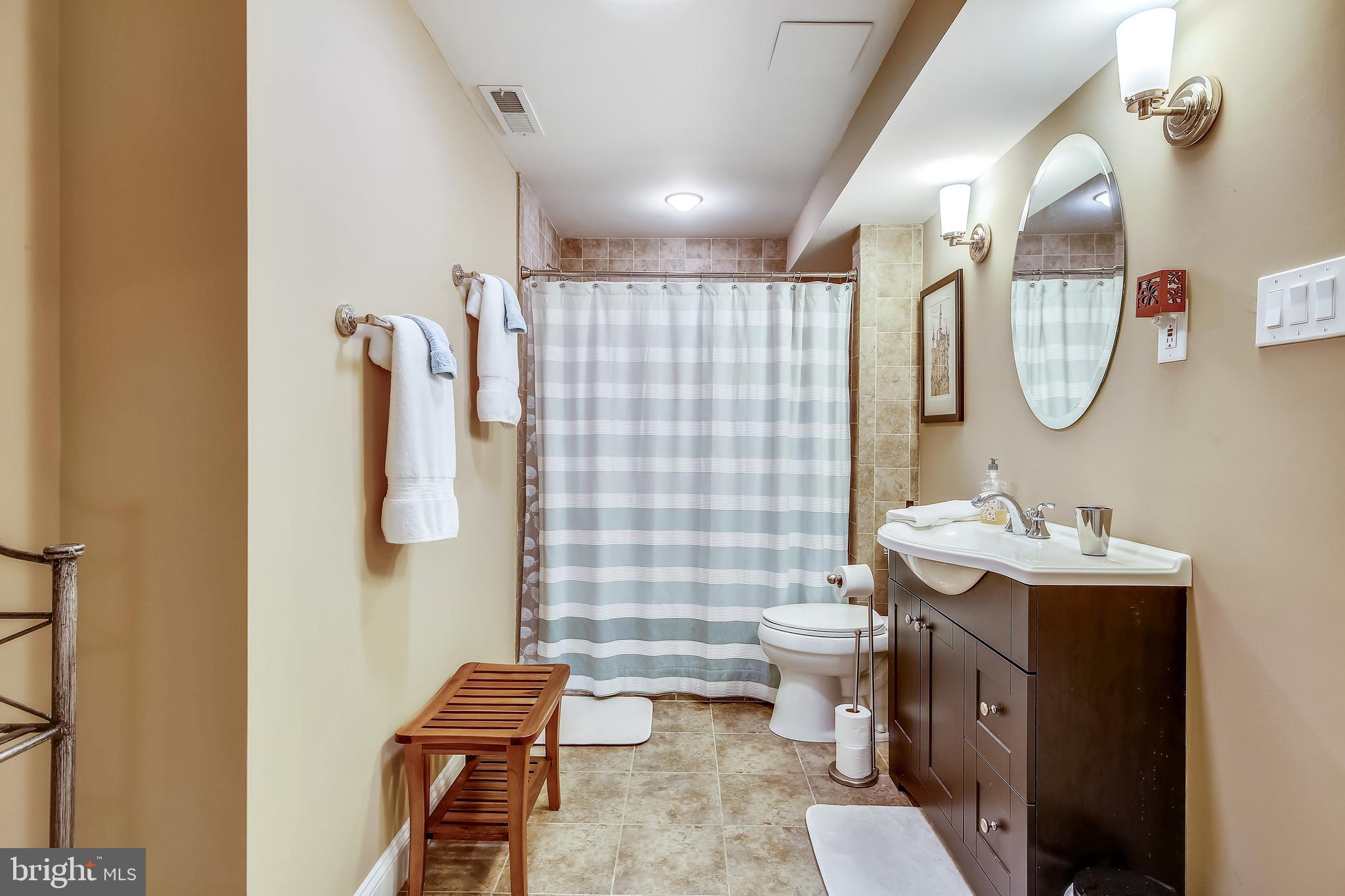 HYBLA VALLEY FARMS - Residential