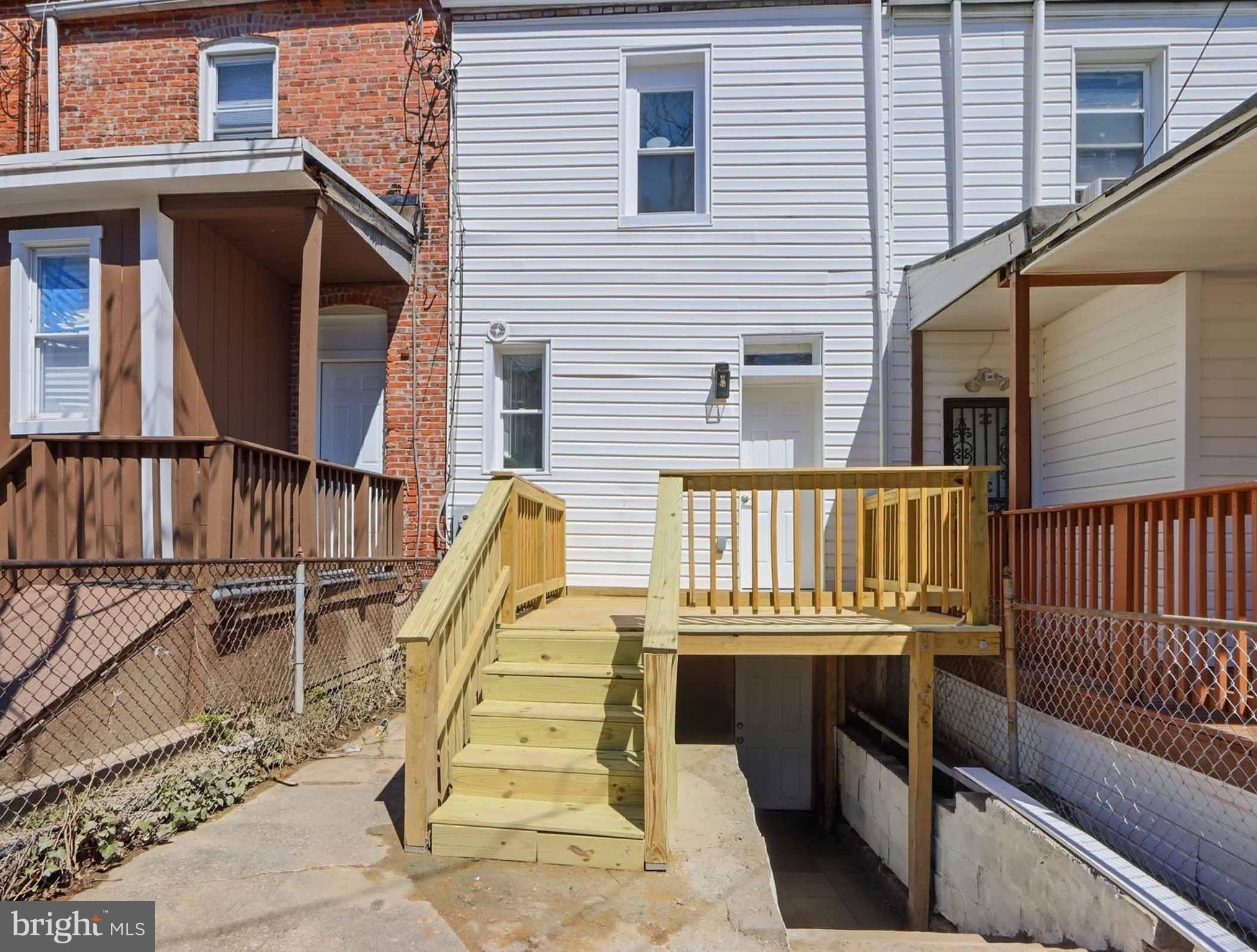 WAVERLY - Residential