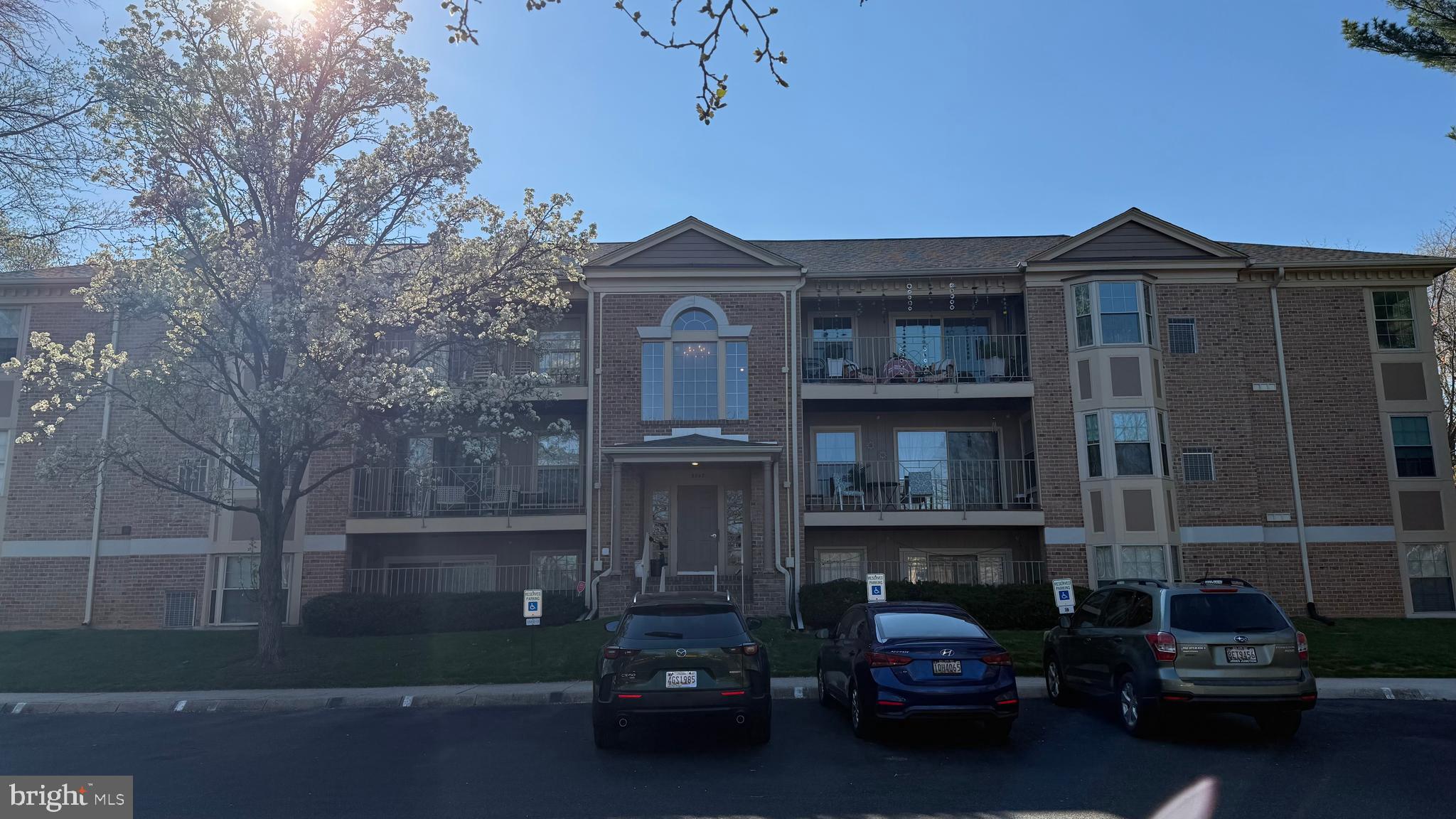 3502 THOMAS POINTE COURT 3C