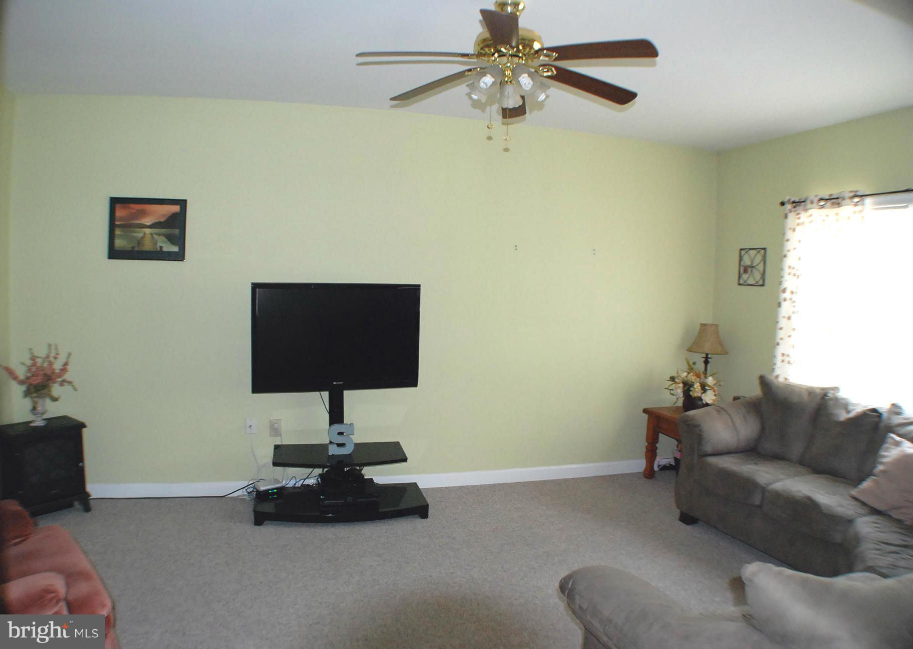 PINE GROVE ESTATES - Residential