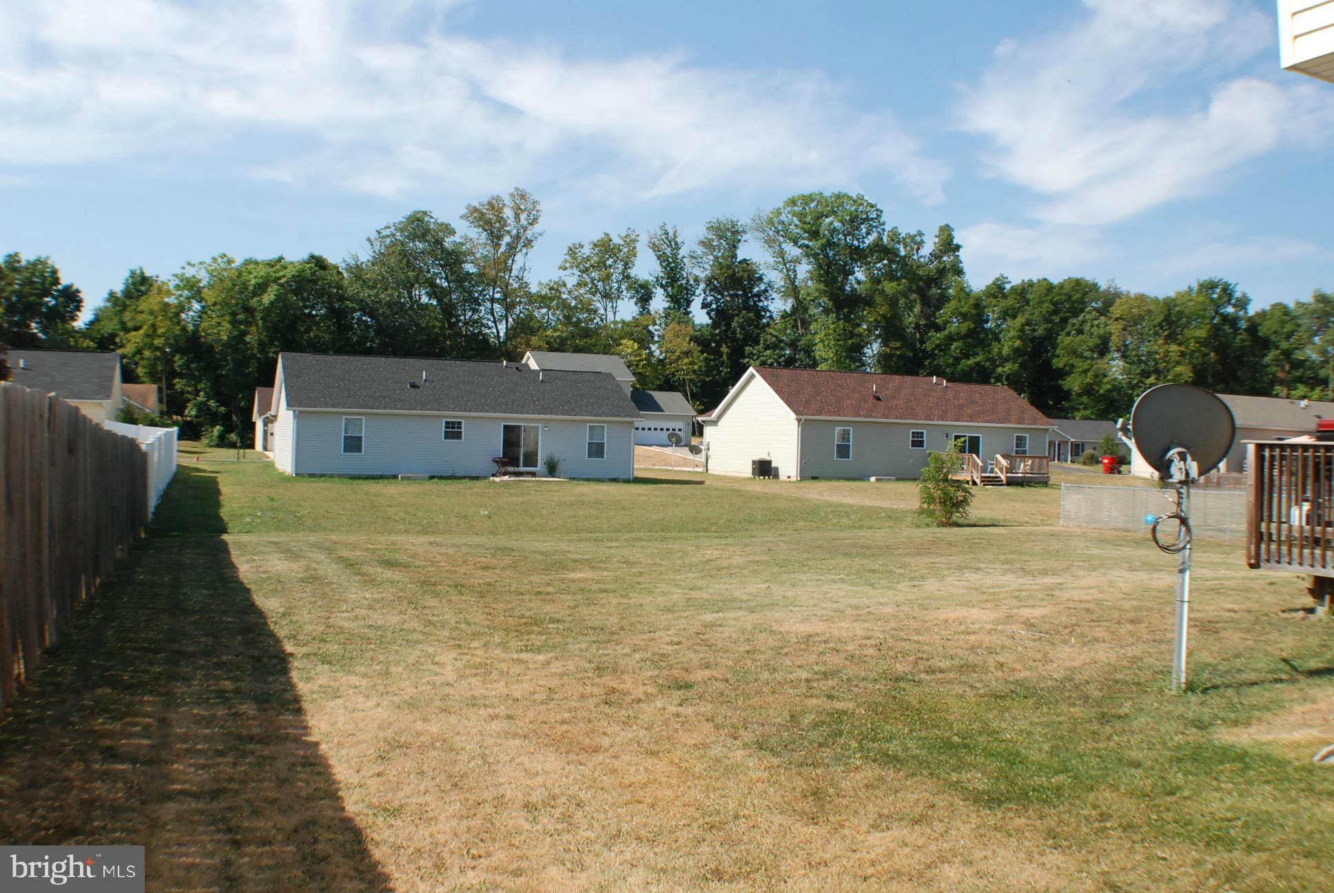 PINE GROVE ESTATES - Residential