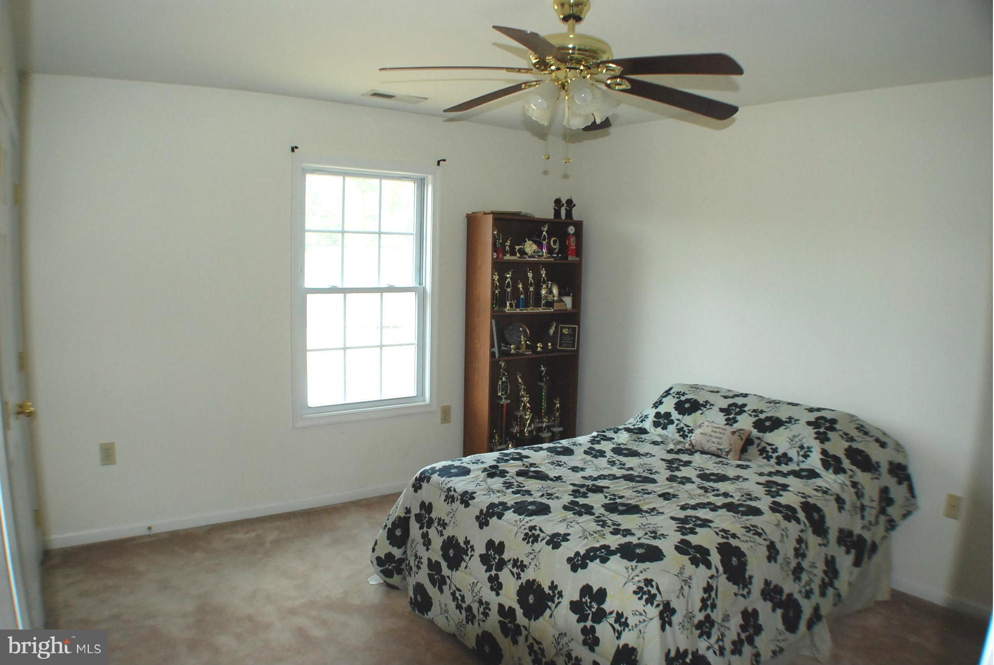 PINE GROVE ESTATES - Residential