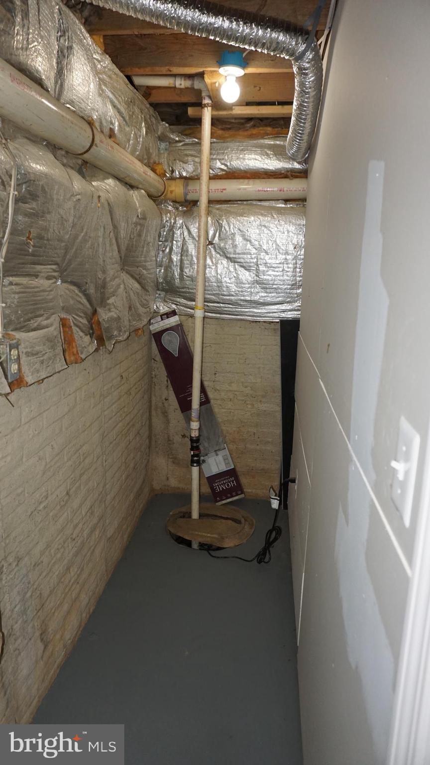 BERKLEY ESTATES - Residential