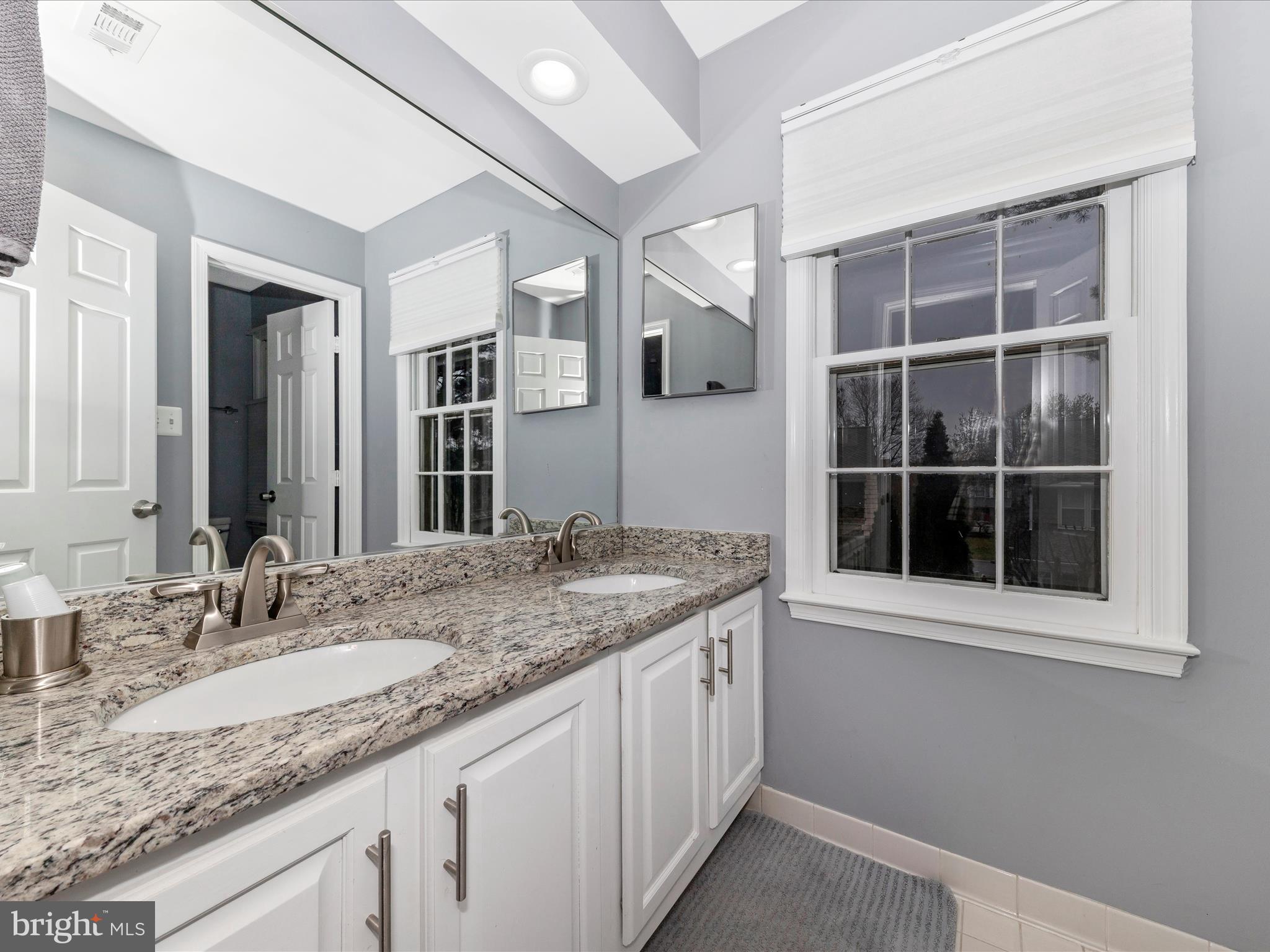 SAYBROOKE - Residential