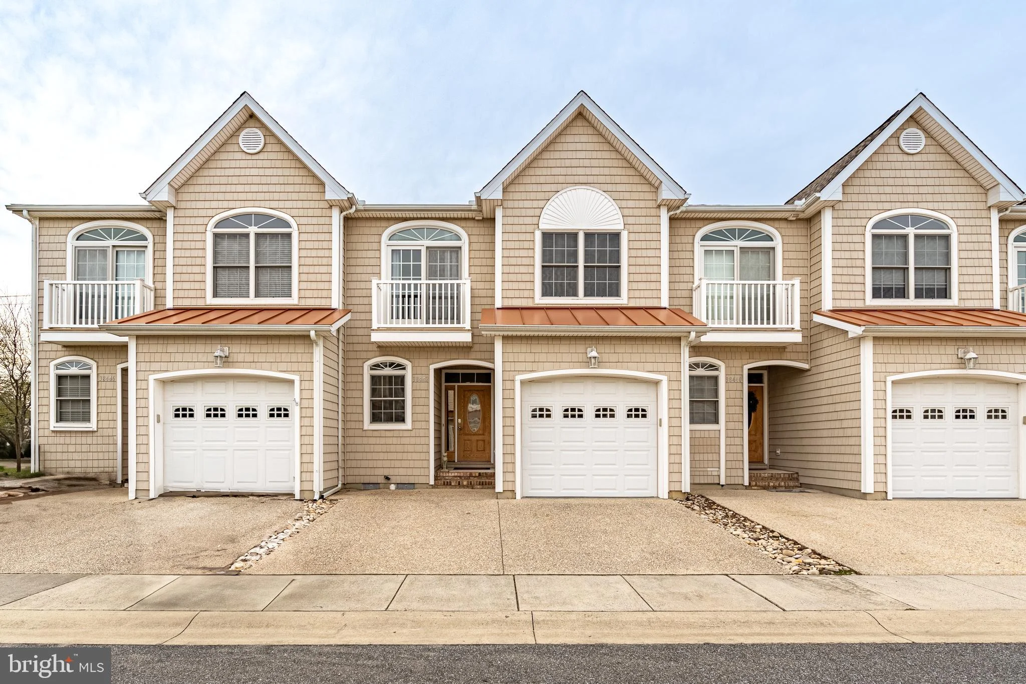 38442 Grand Avenue, Ocean View, DE 19970