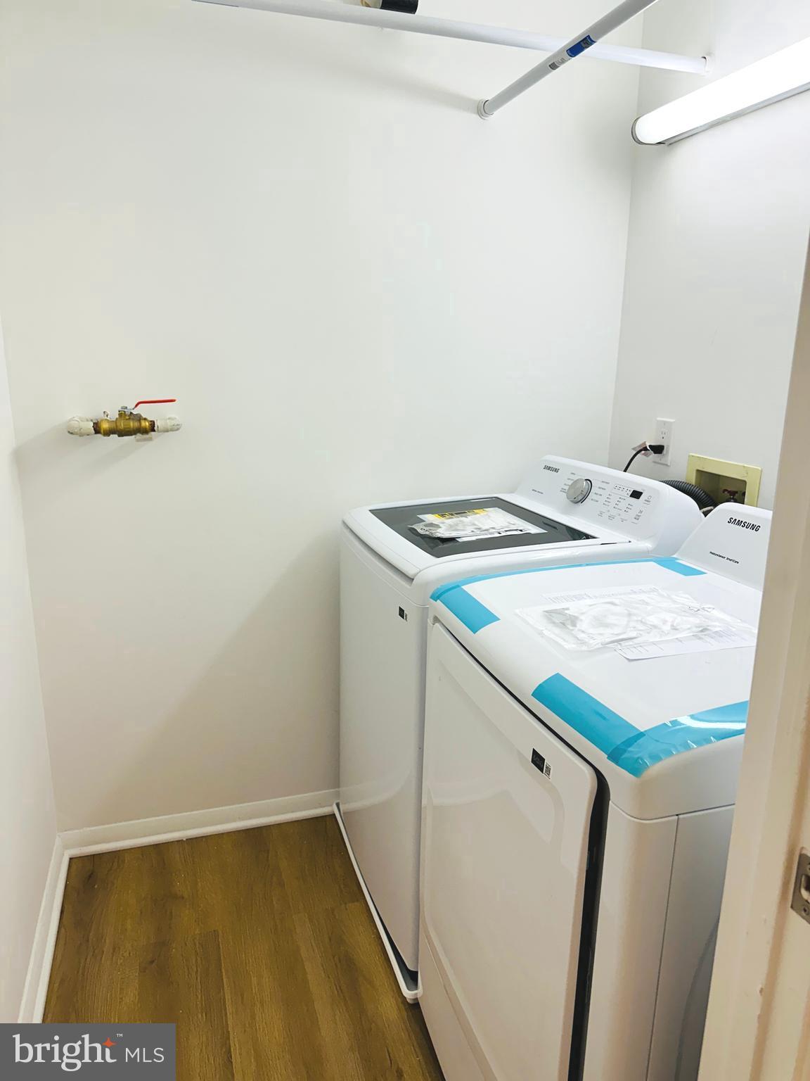 WILLOW WOOD - Residential Lease