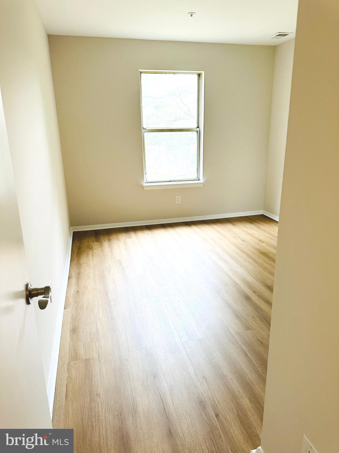 WILLOW WOOD - Residential Lease