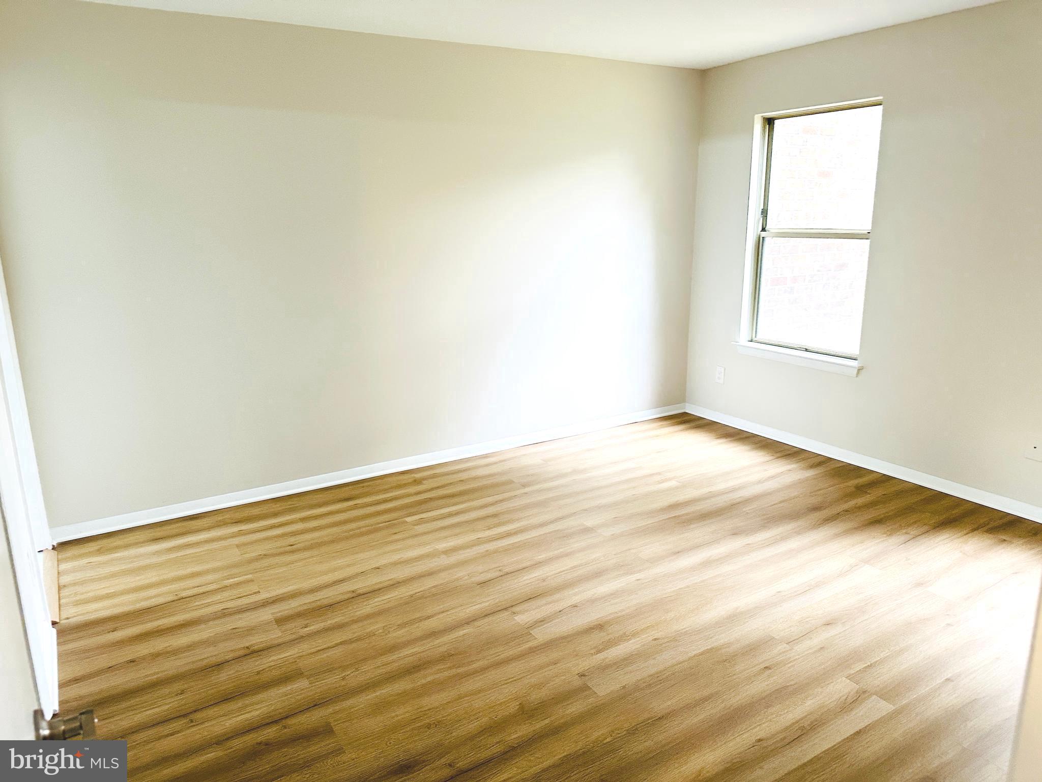 WILLOW WOOD - Residential Lease