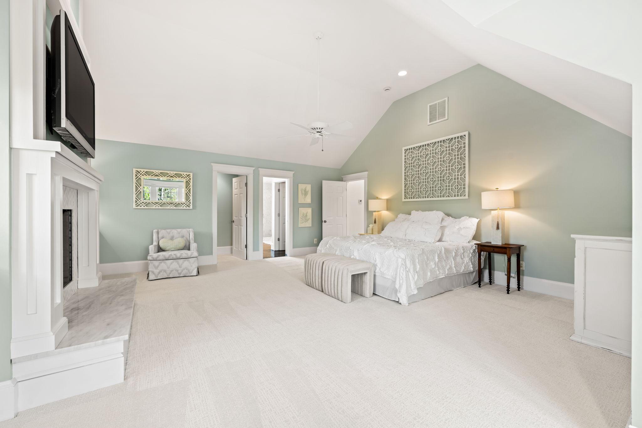 ALEXANDRIA - Residential