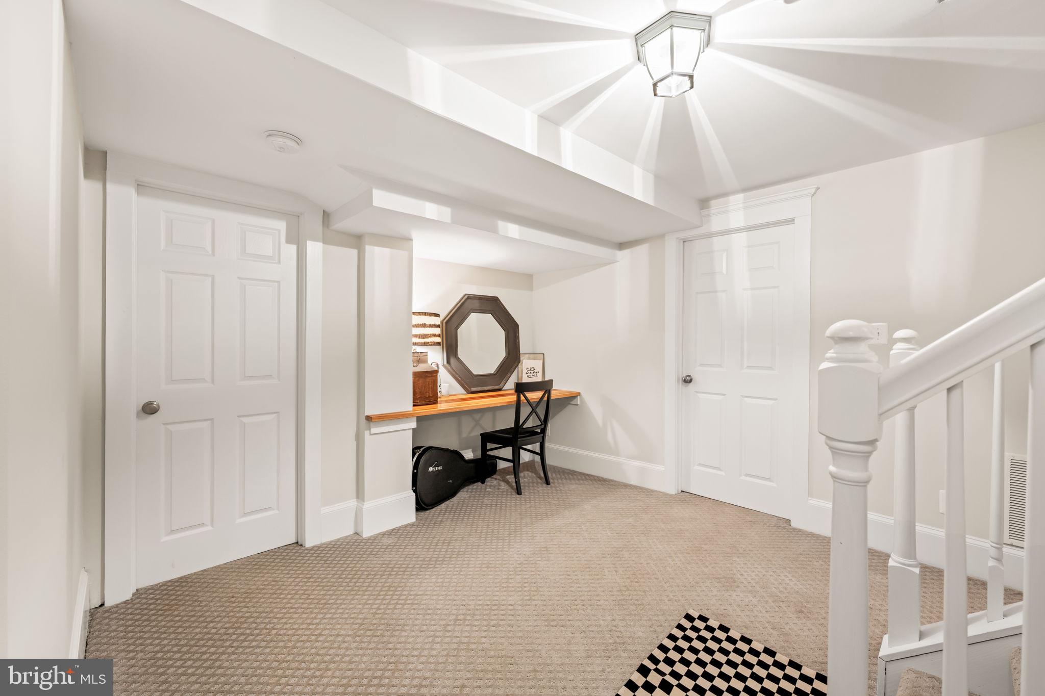 ALEXANDRIA - Residential