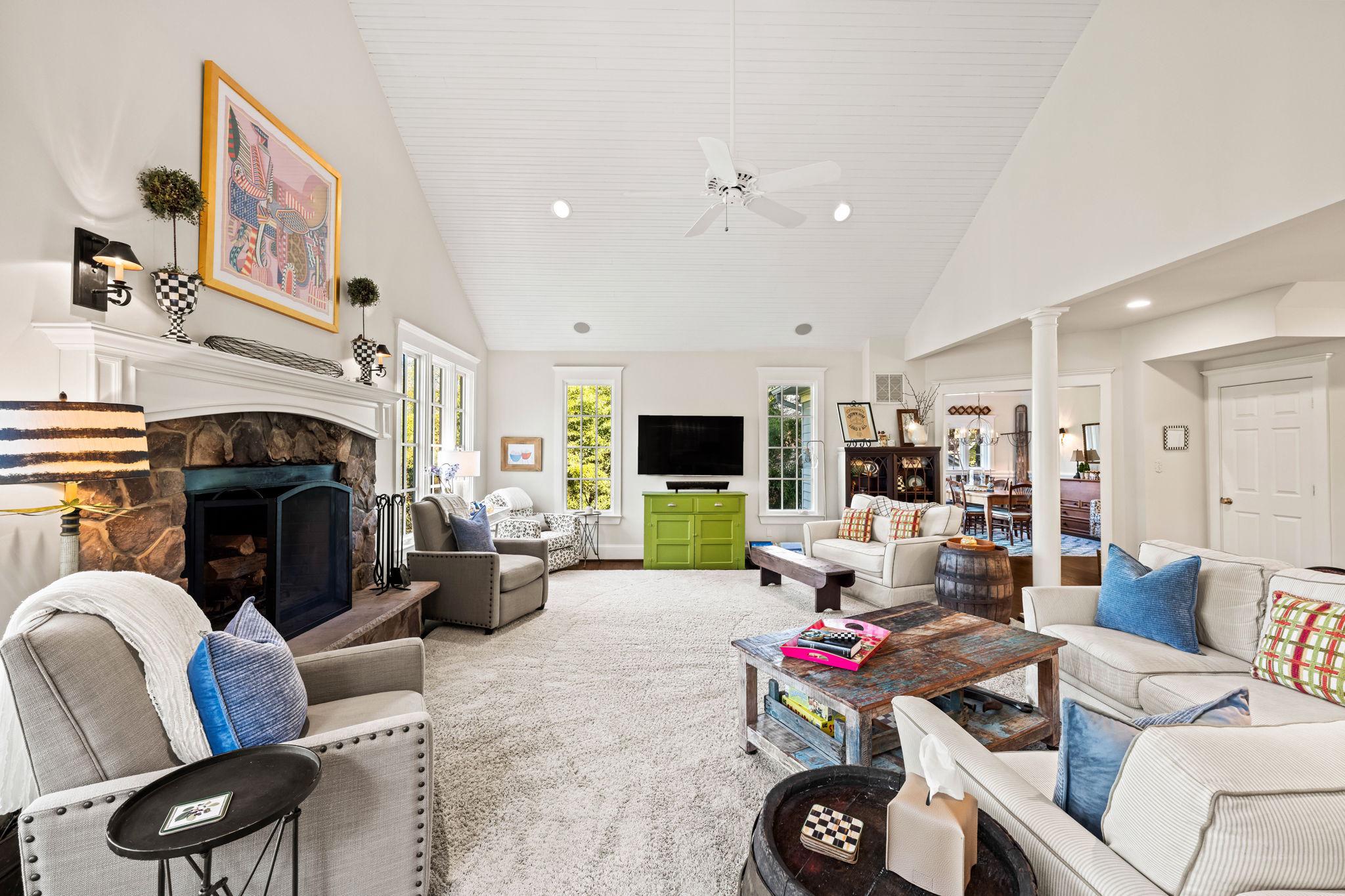 ALEXANDRIA - Residential