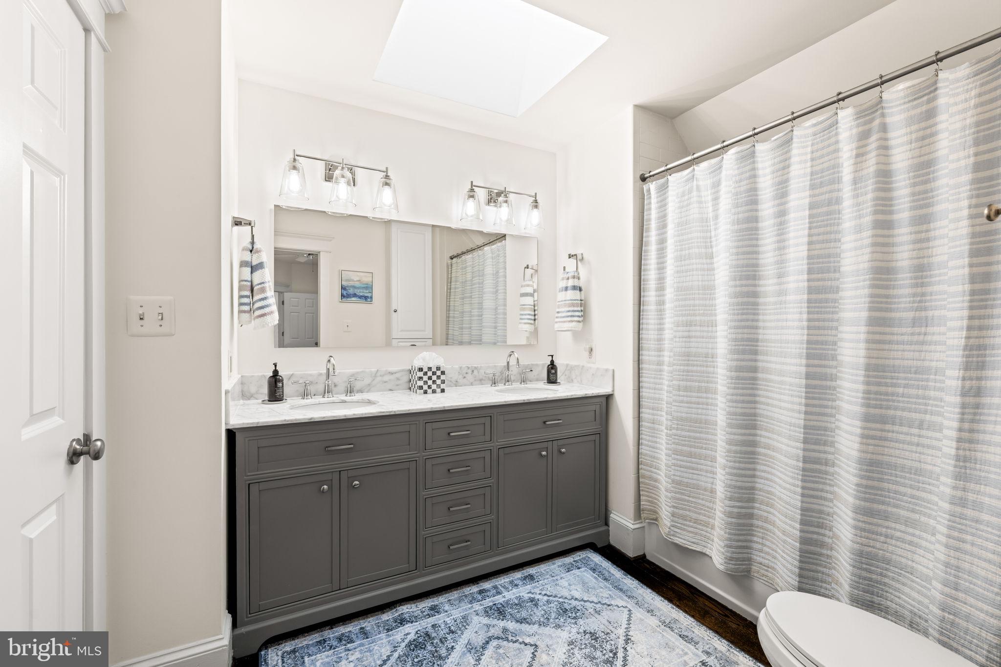 ALEXANDRIA - Residential