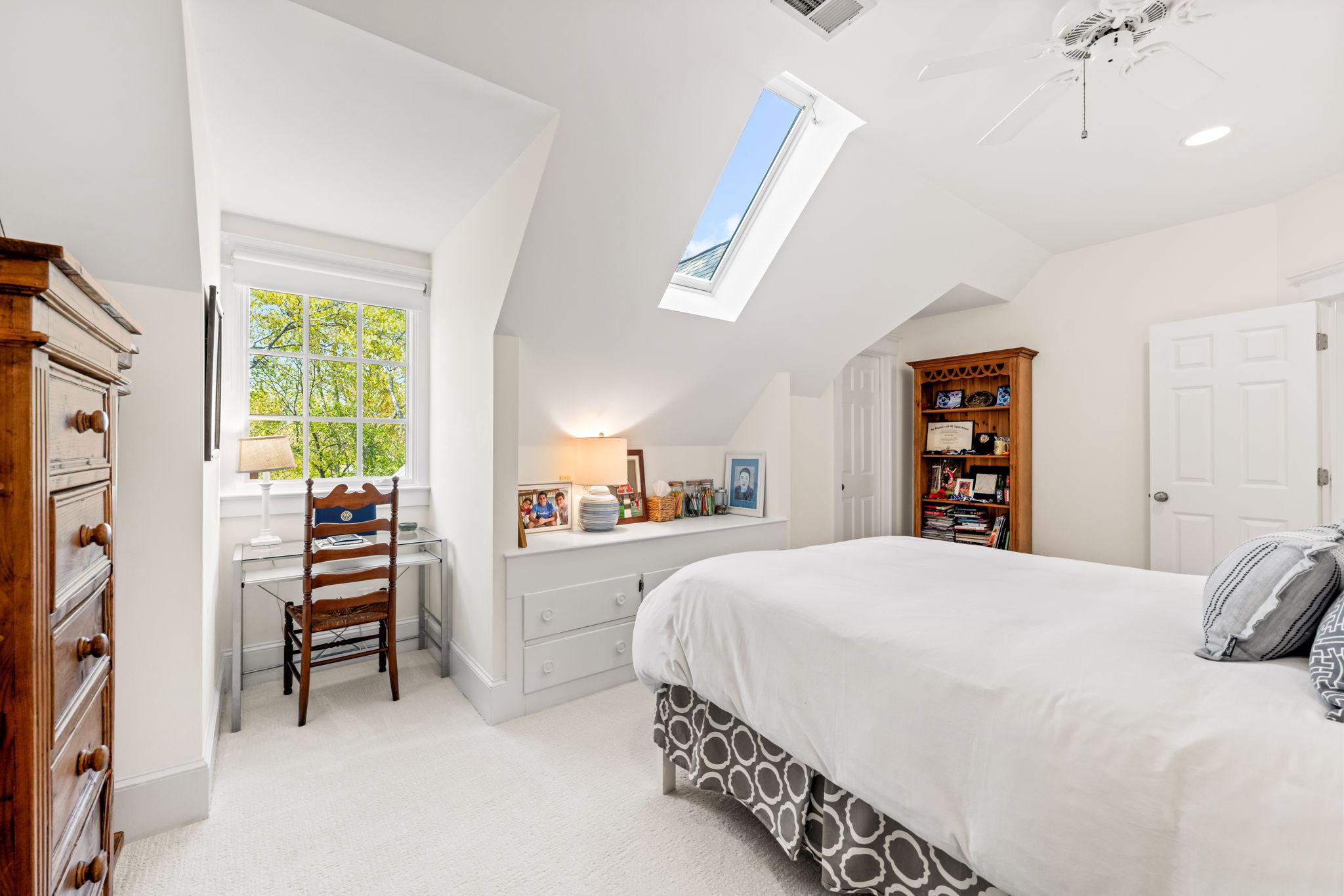 ALEXANDRIA - Residential