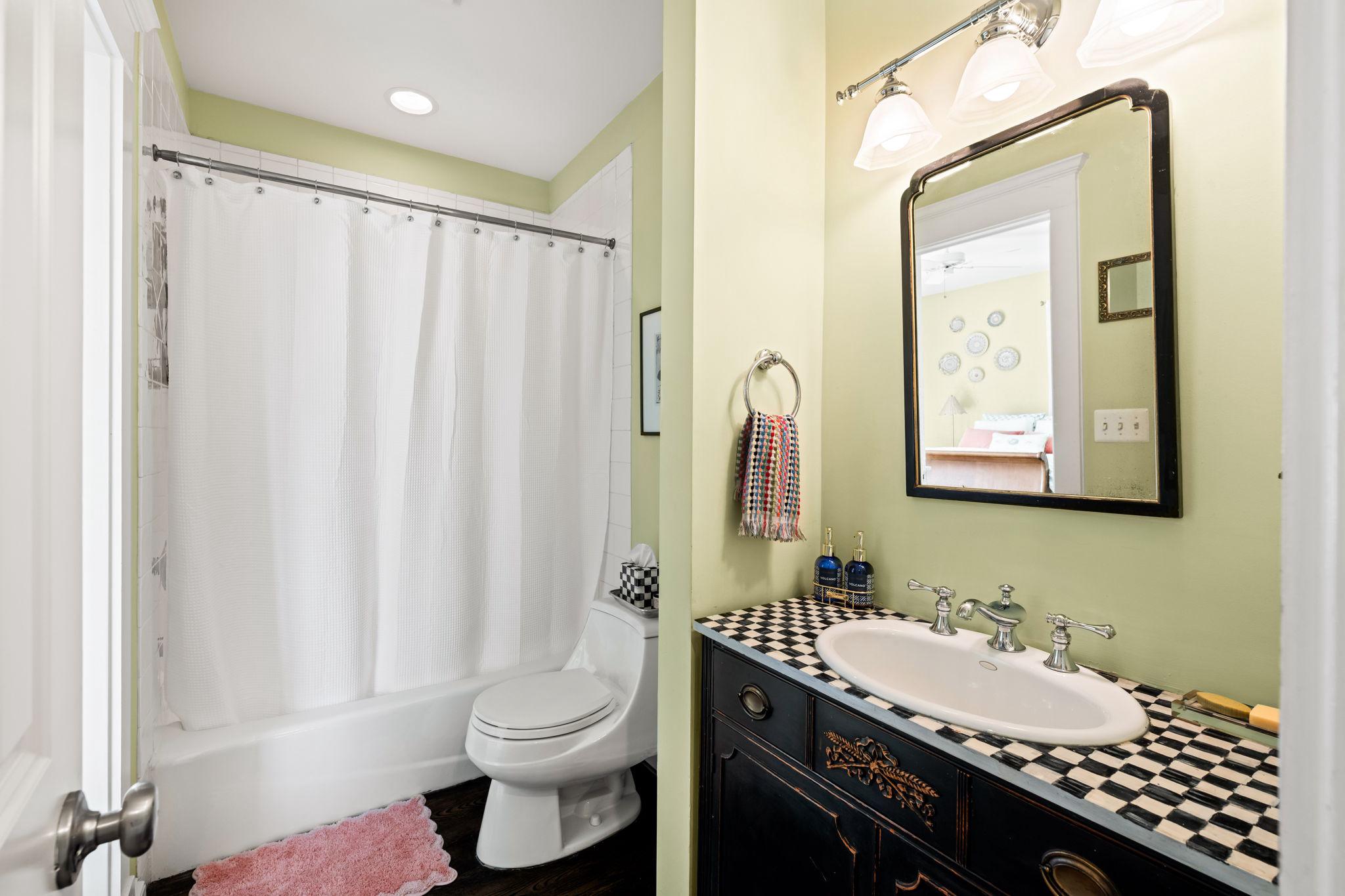 ALEXANDRIA - Residential