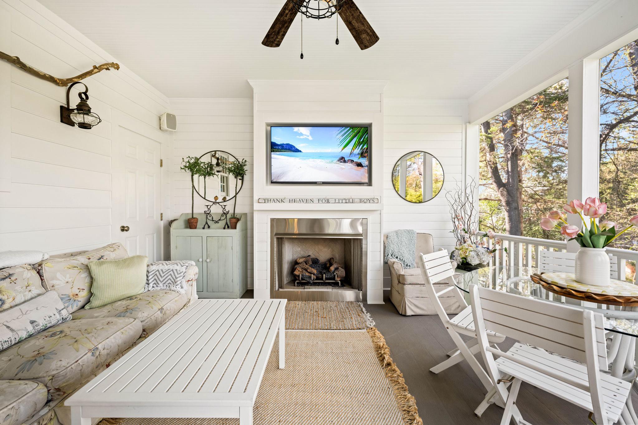 ALEXANDRIA - Residential