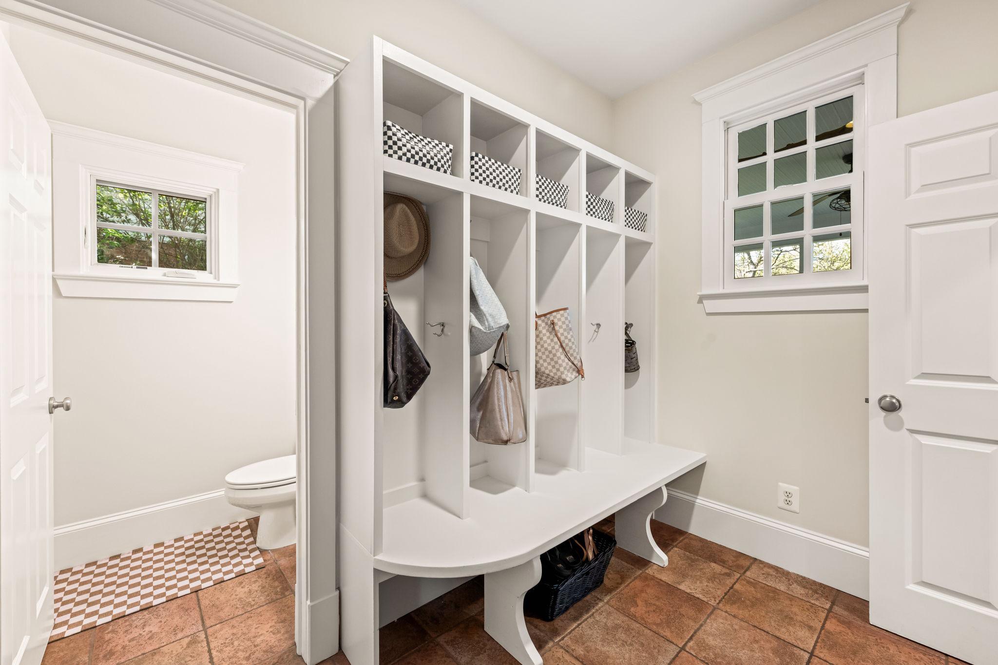 ALEXANDRIA - Residential