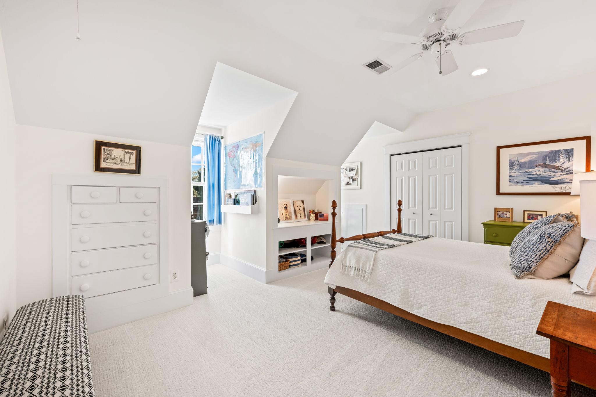 ALEXANDRIA - Residential