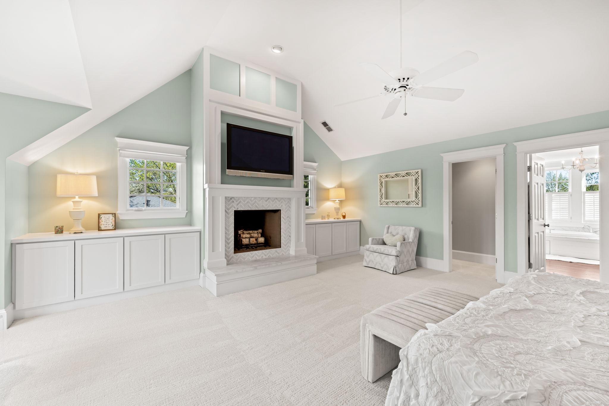 ALEXANDRIA - Residential