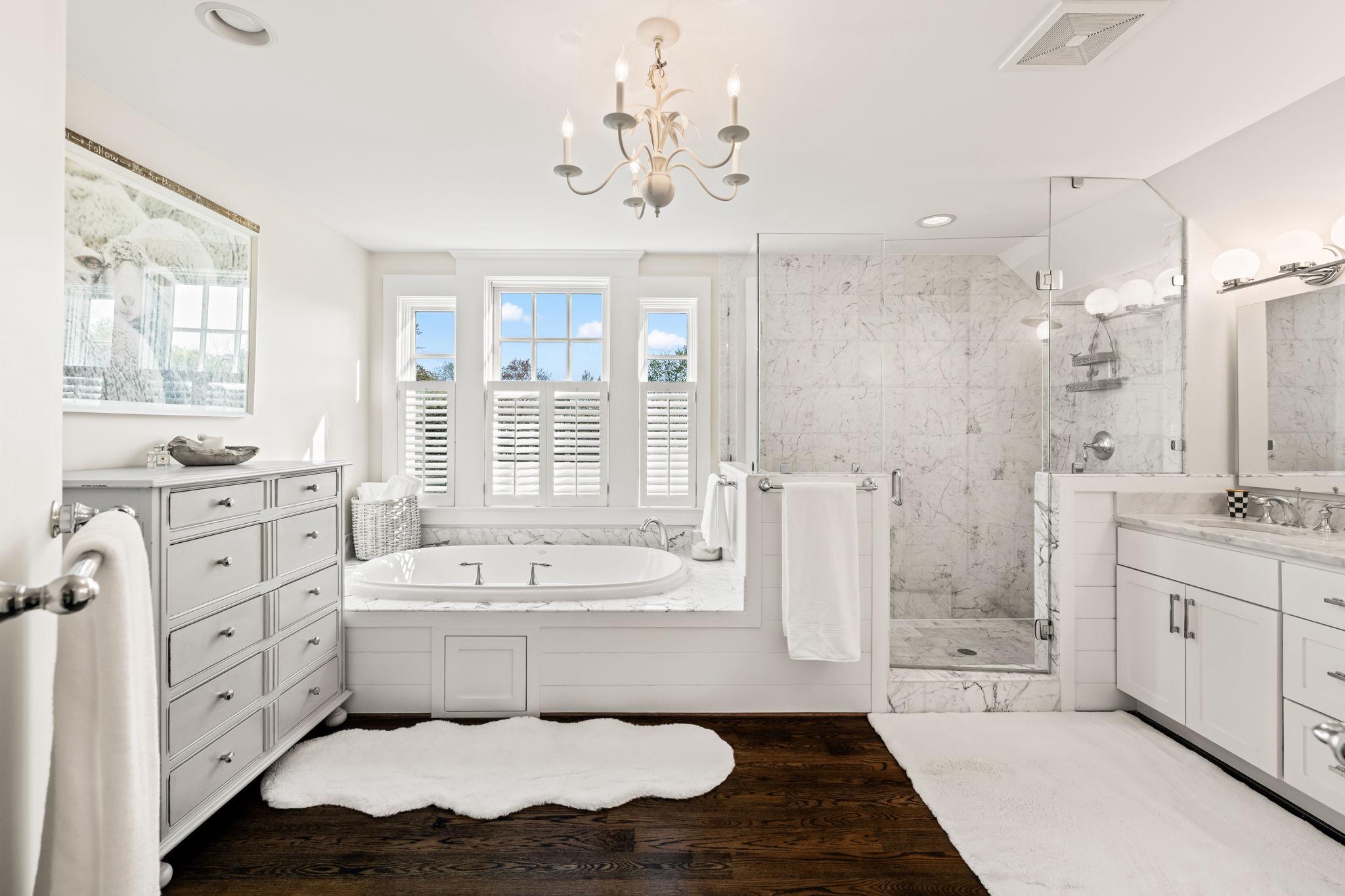 ALEXANDRIA - Residential